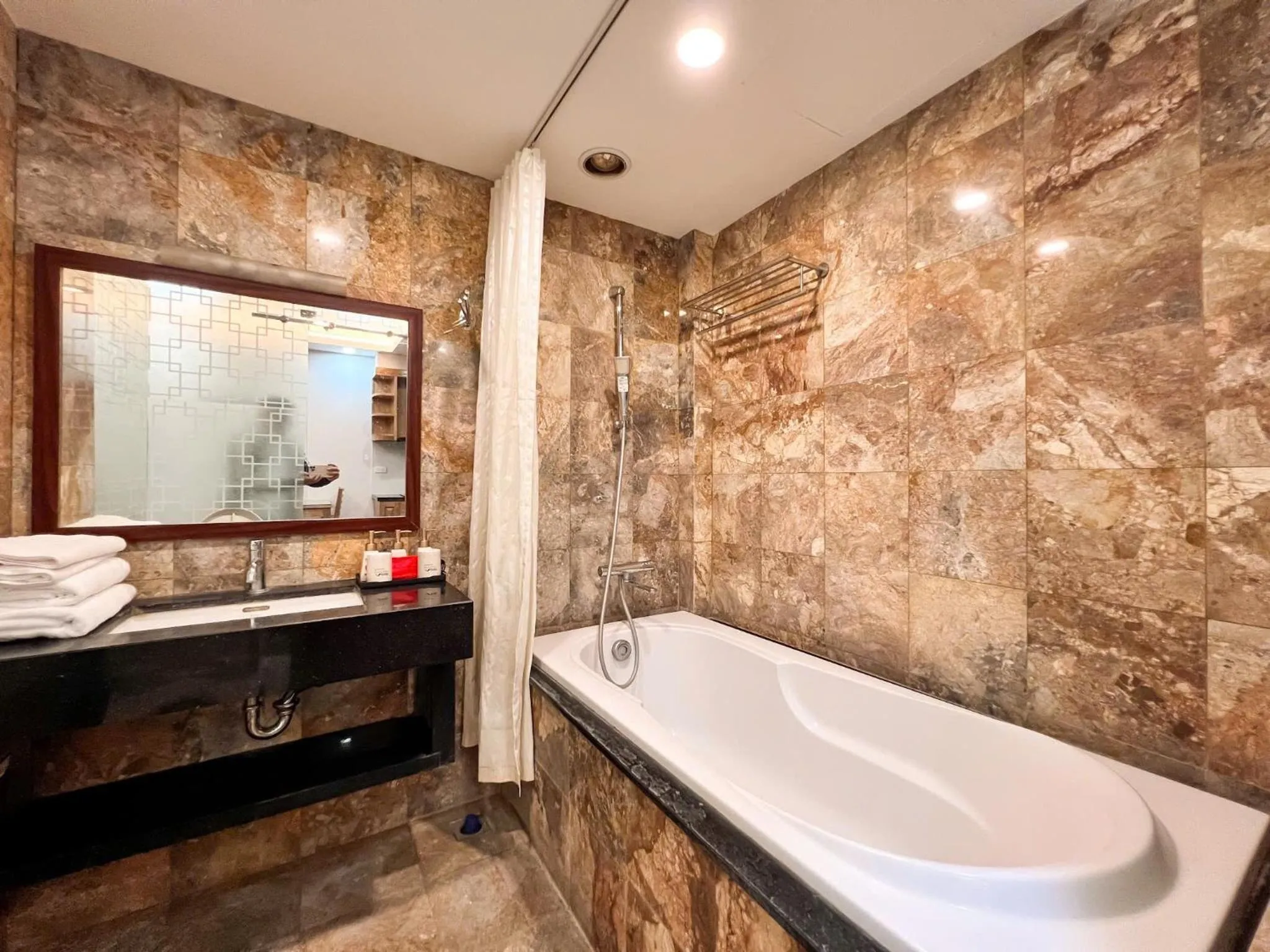 NINE HOUSING A10 Kim Ma