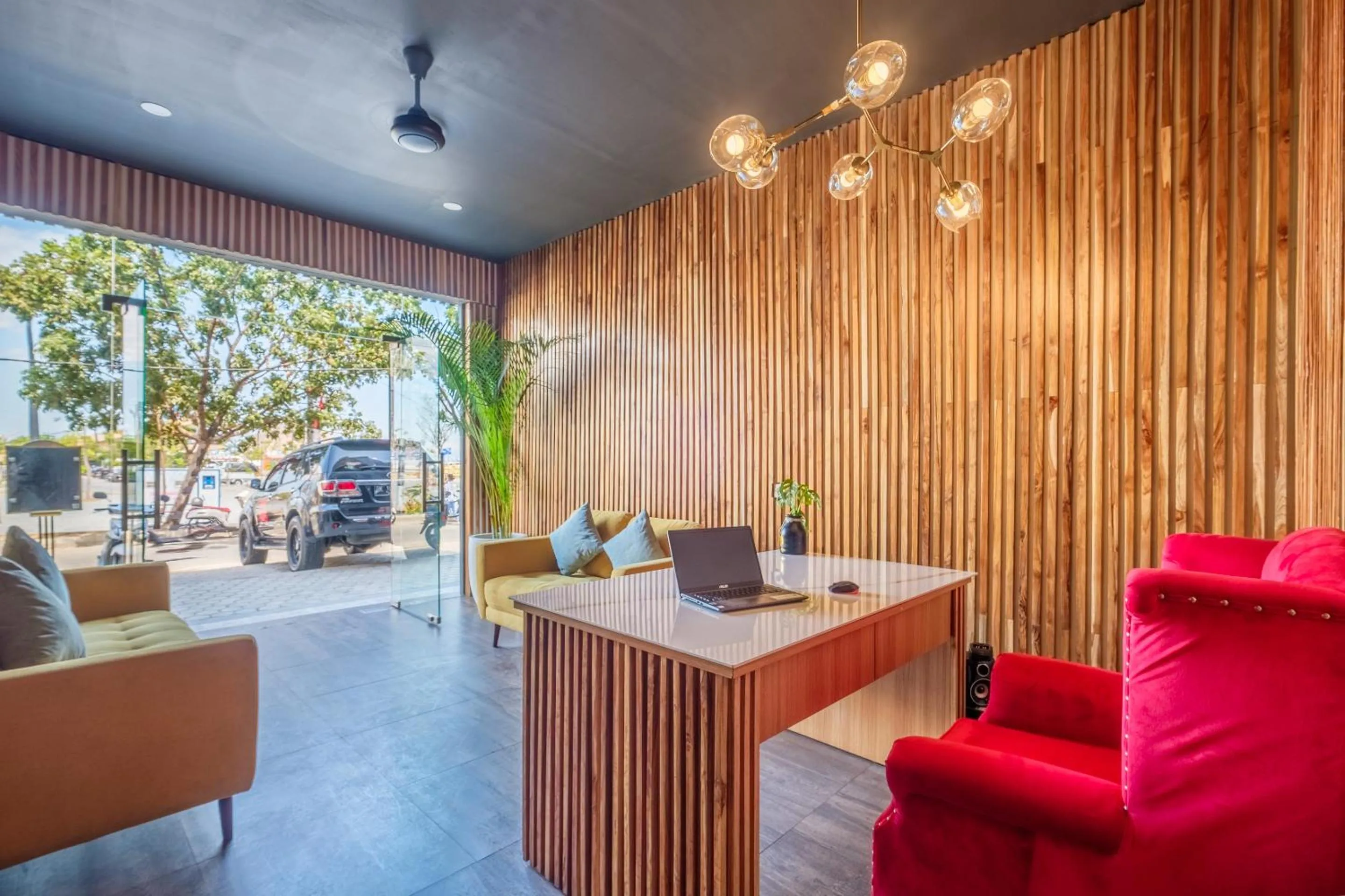 Lobby or reception in DEJAVU 2.0 HOTEL BAJO KOMODO