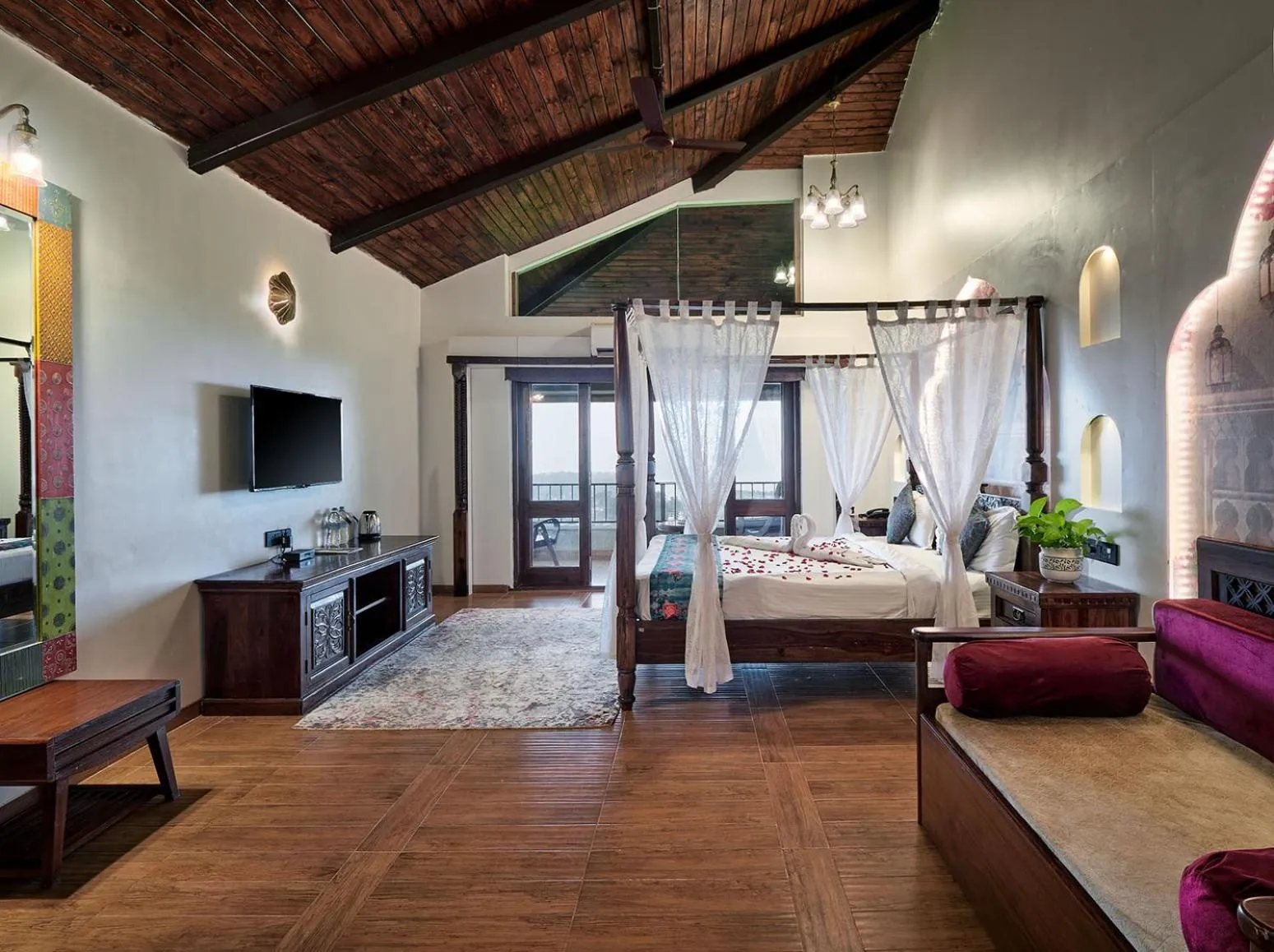 Bed in Malhar Machi Mountain Resorts