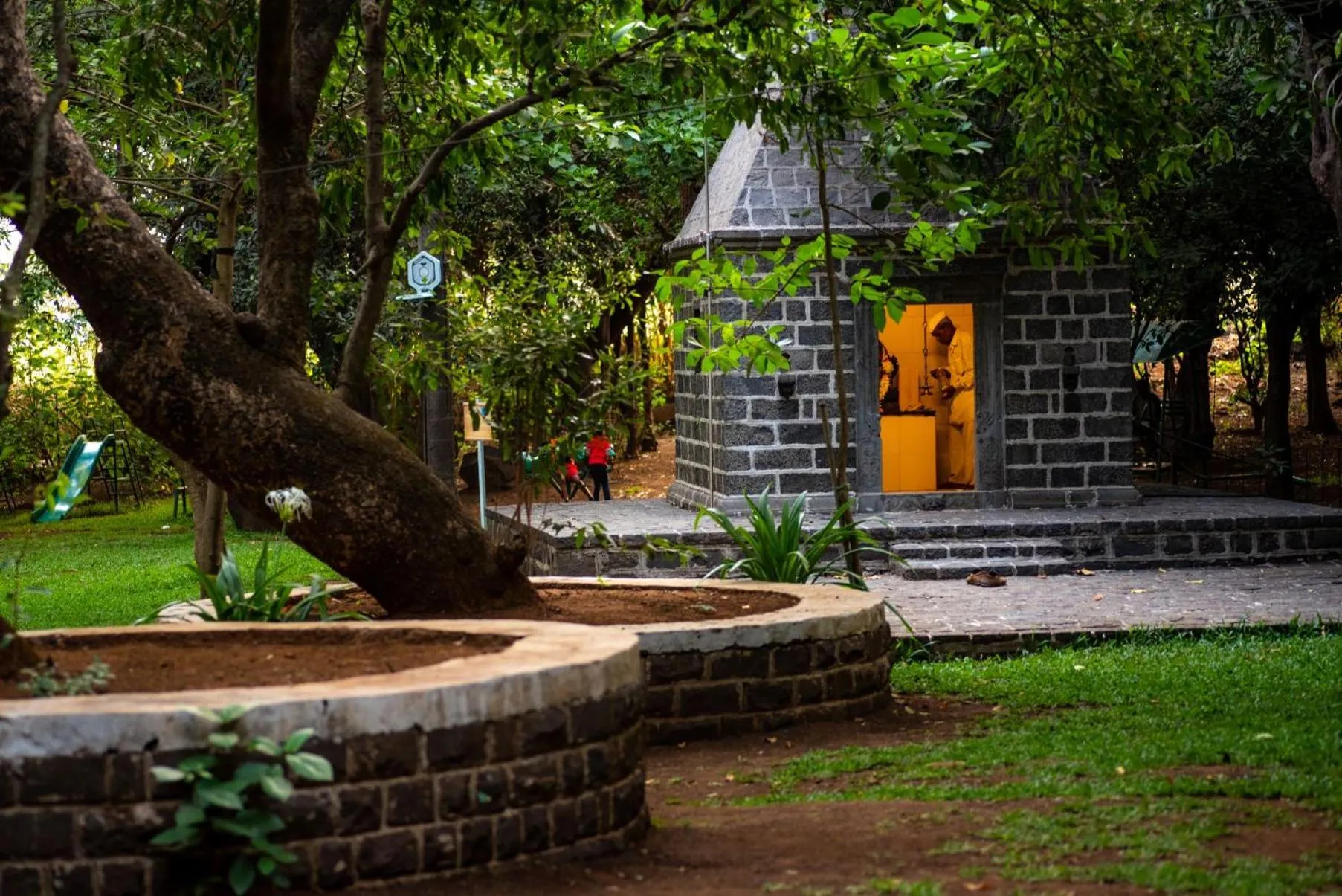 Garden in Malhar Machi Mountain Resorts