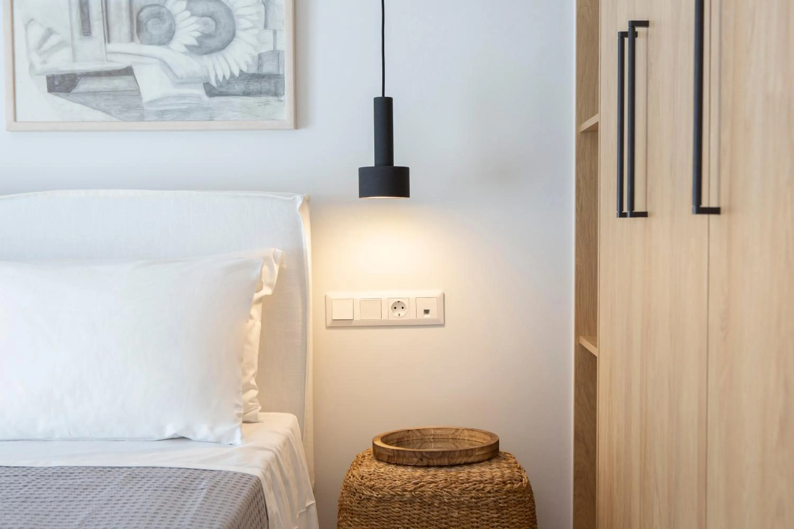 Bed in Lirides suites