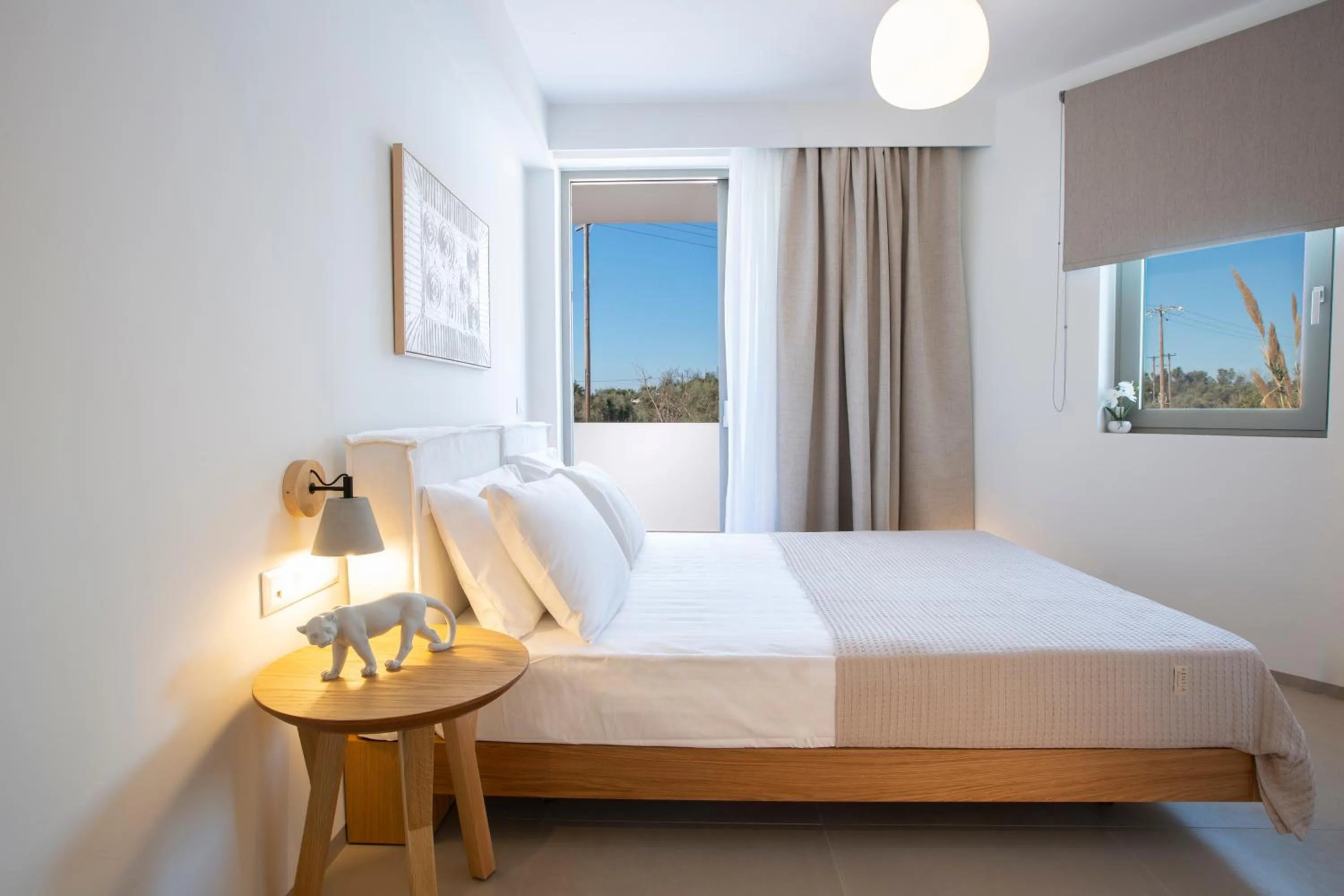 Bed in Lirides suites