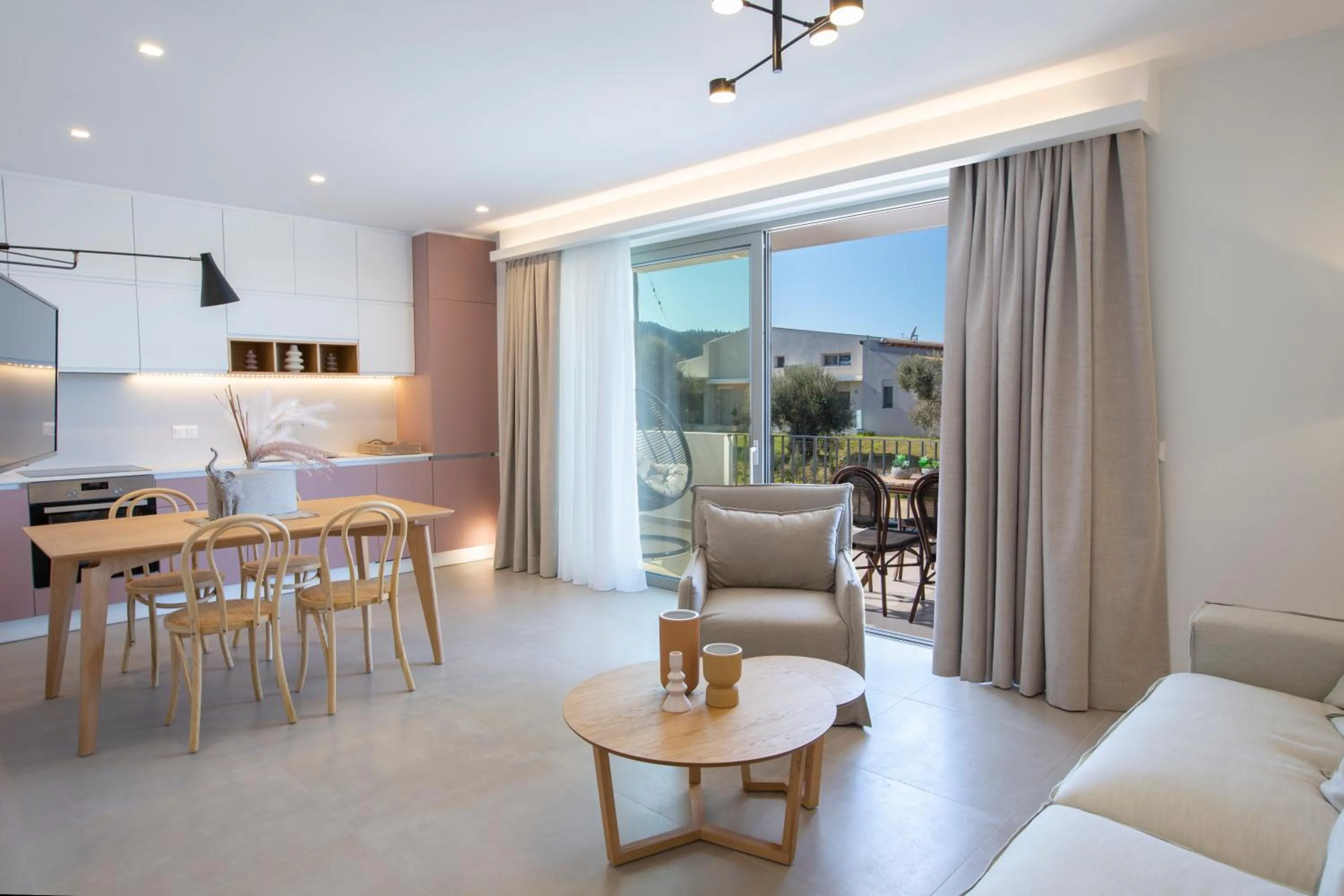 Bed in Lirides suites