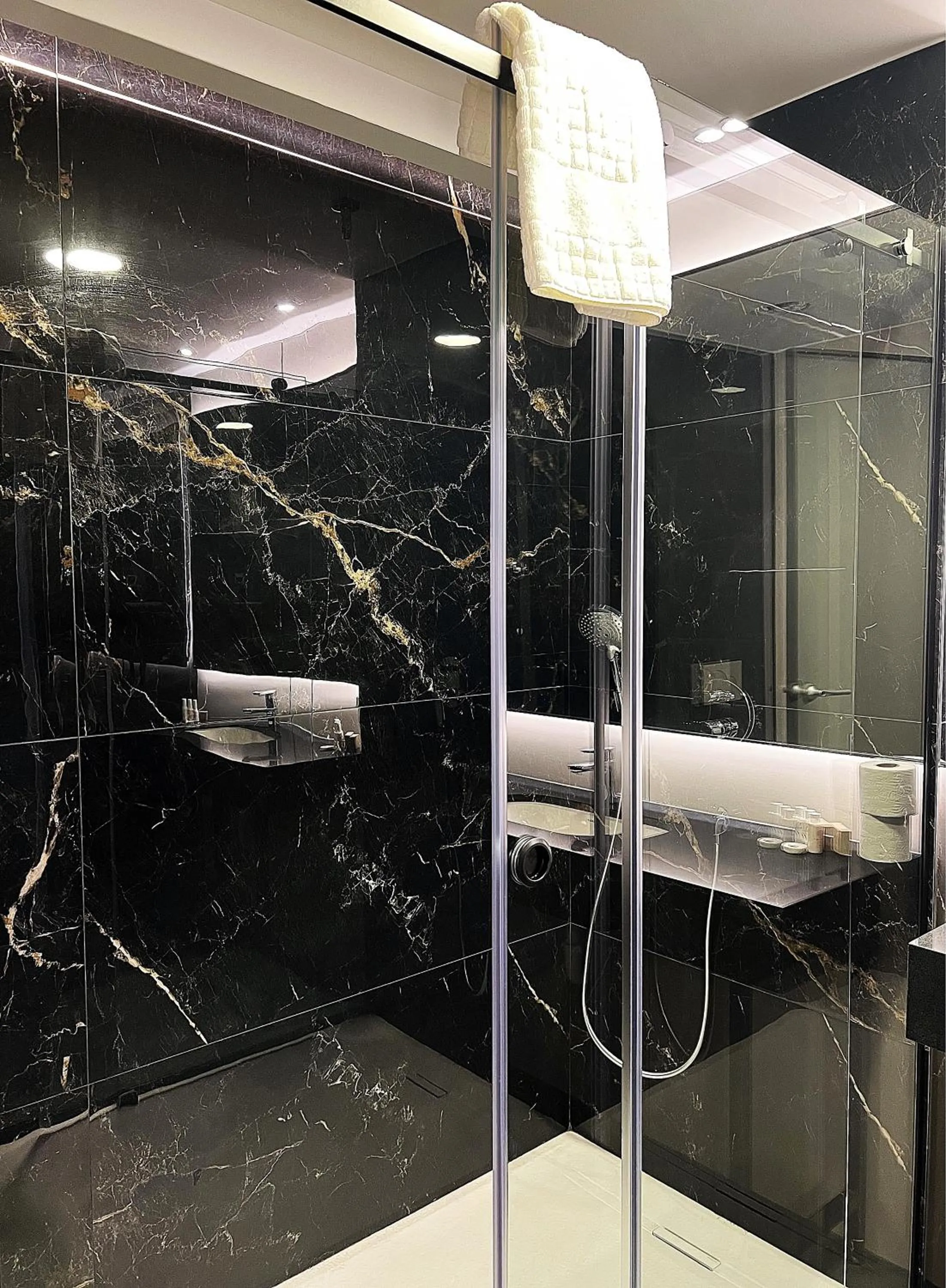 Shower in Nobel Design Hotel