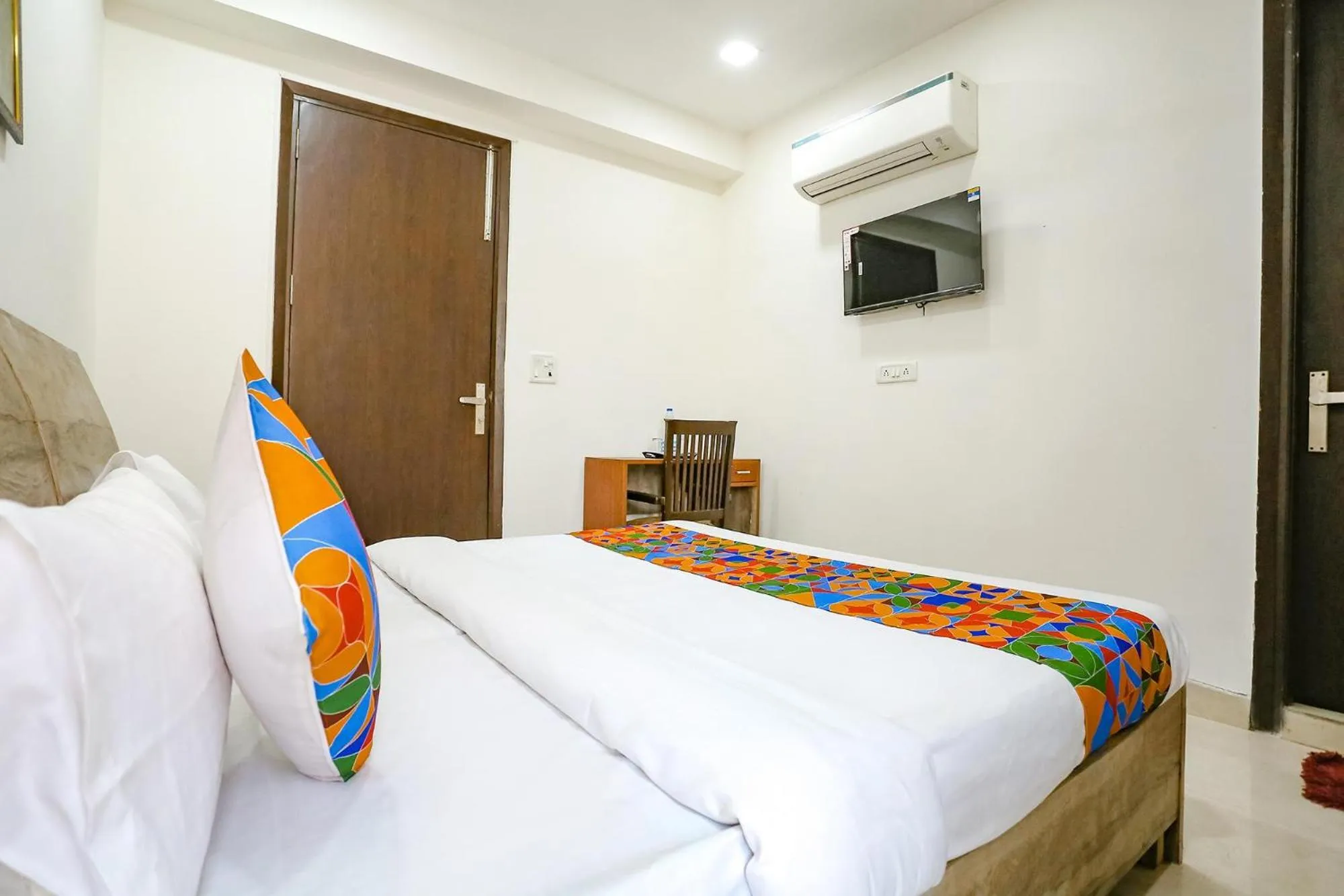 Bed in Via Premium Room I