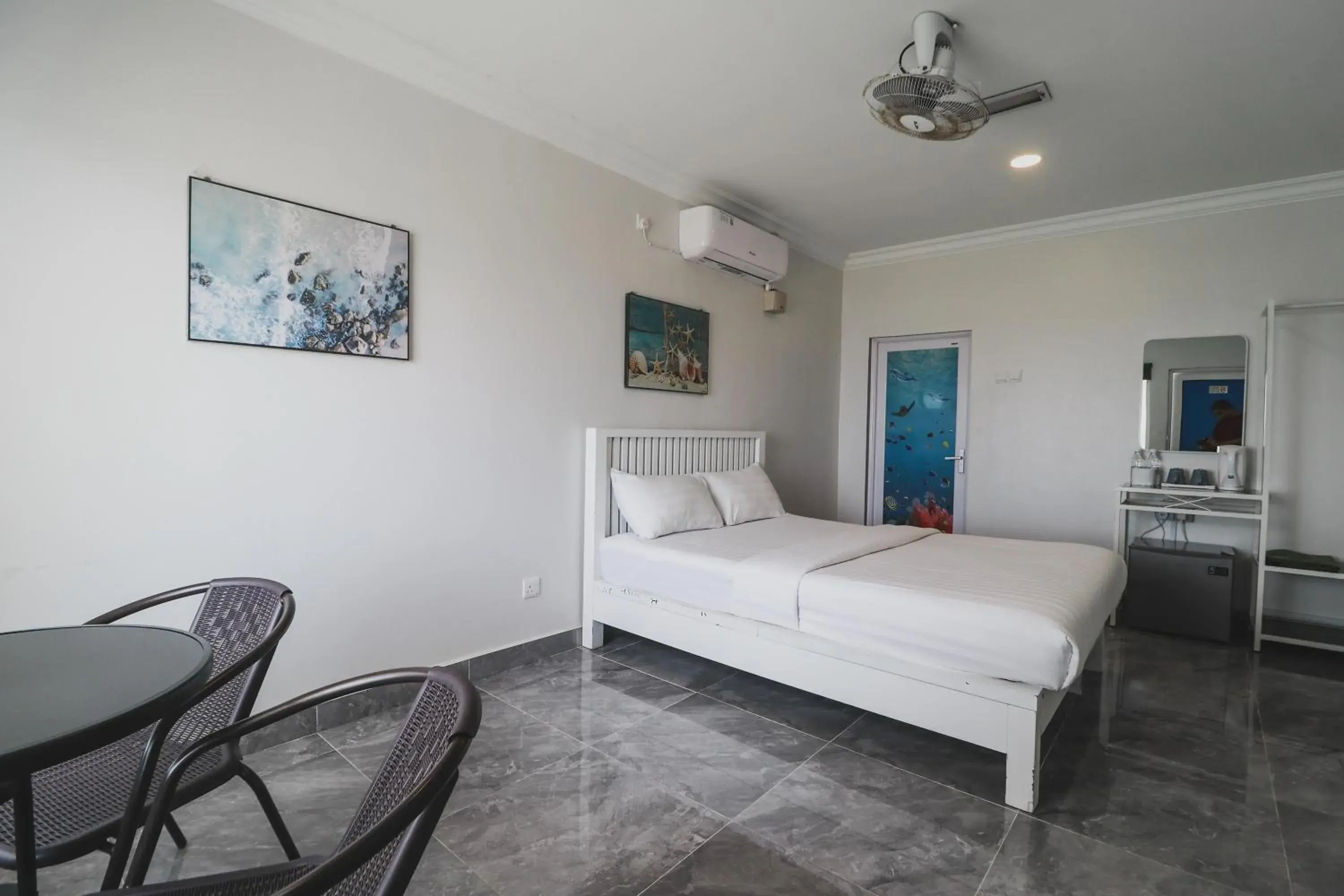 Deluxe Double or Twin Room with Sea View in Coastal Bay Dungun Staycation Deluxe Double or Twin Room with Sea View in Coastal Bay Dungun Staycation