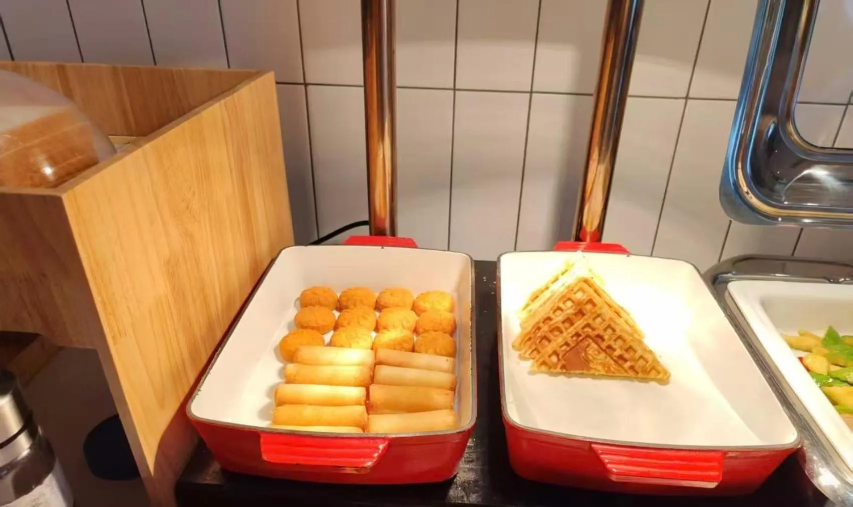 Breakfast in Country Inn & Suites by Radisson - Taishan East Branch