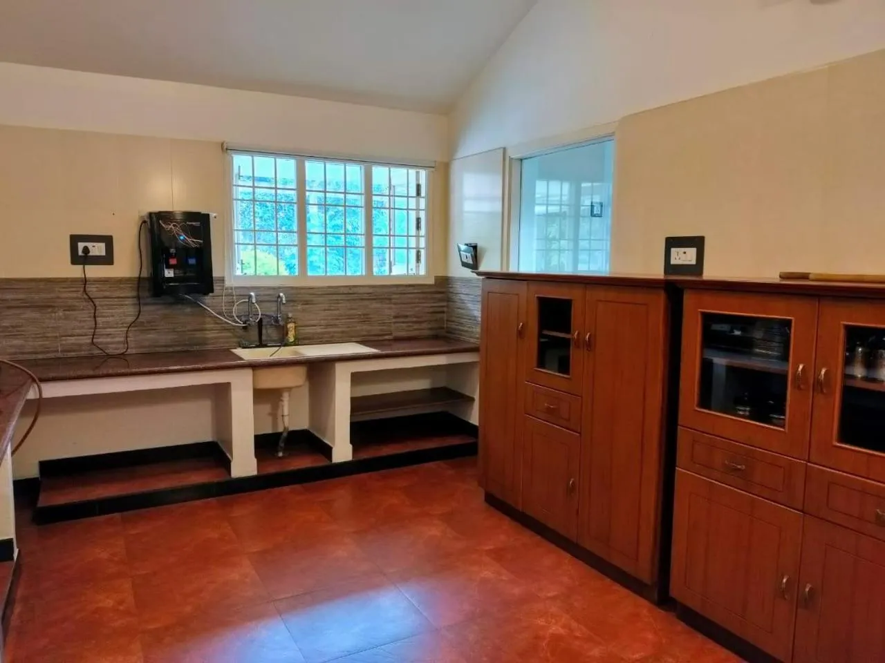 Kitchen or kitchenette in Yercaud Bungalow Stay