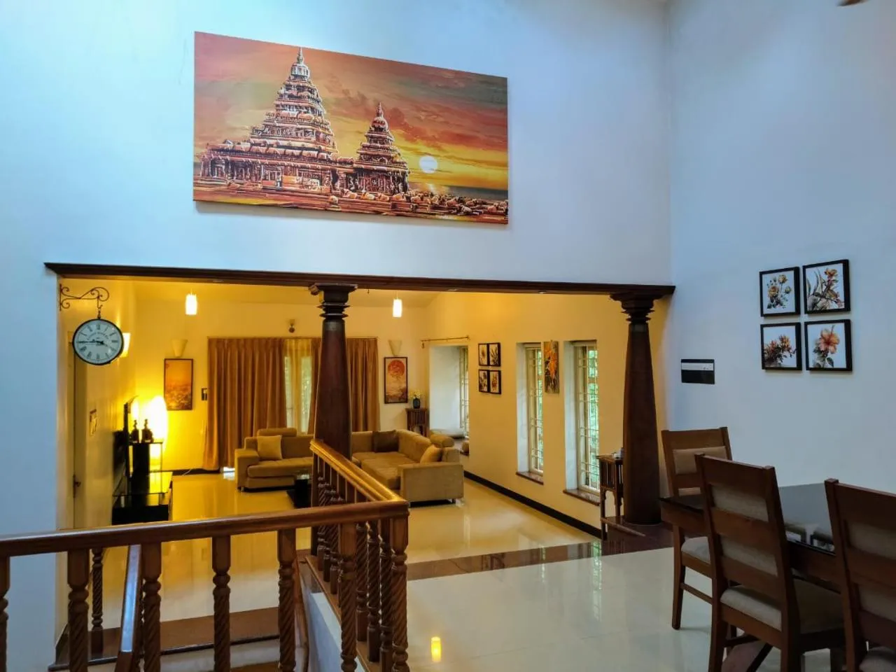 Living room in Yercaud Bungalow Stay