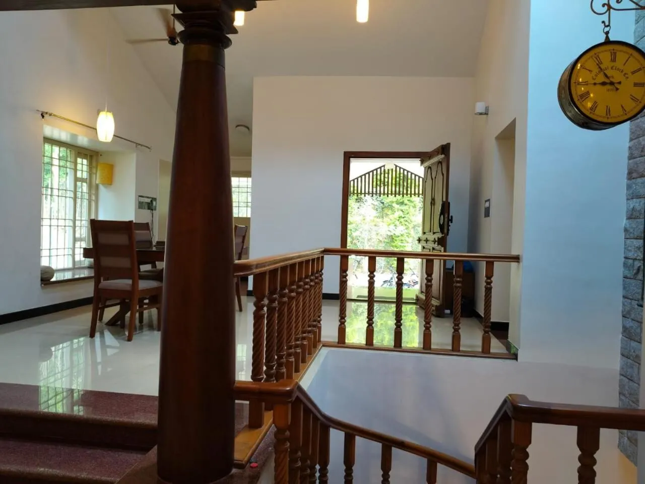 Living room in Yercaud Bungalow Stay