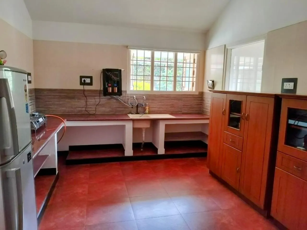 Kitchen or kitchenette in Yercaud Bungalow Stay