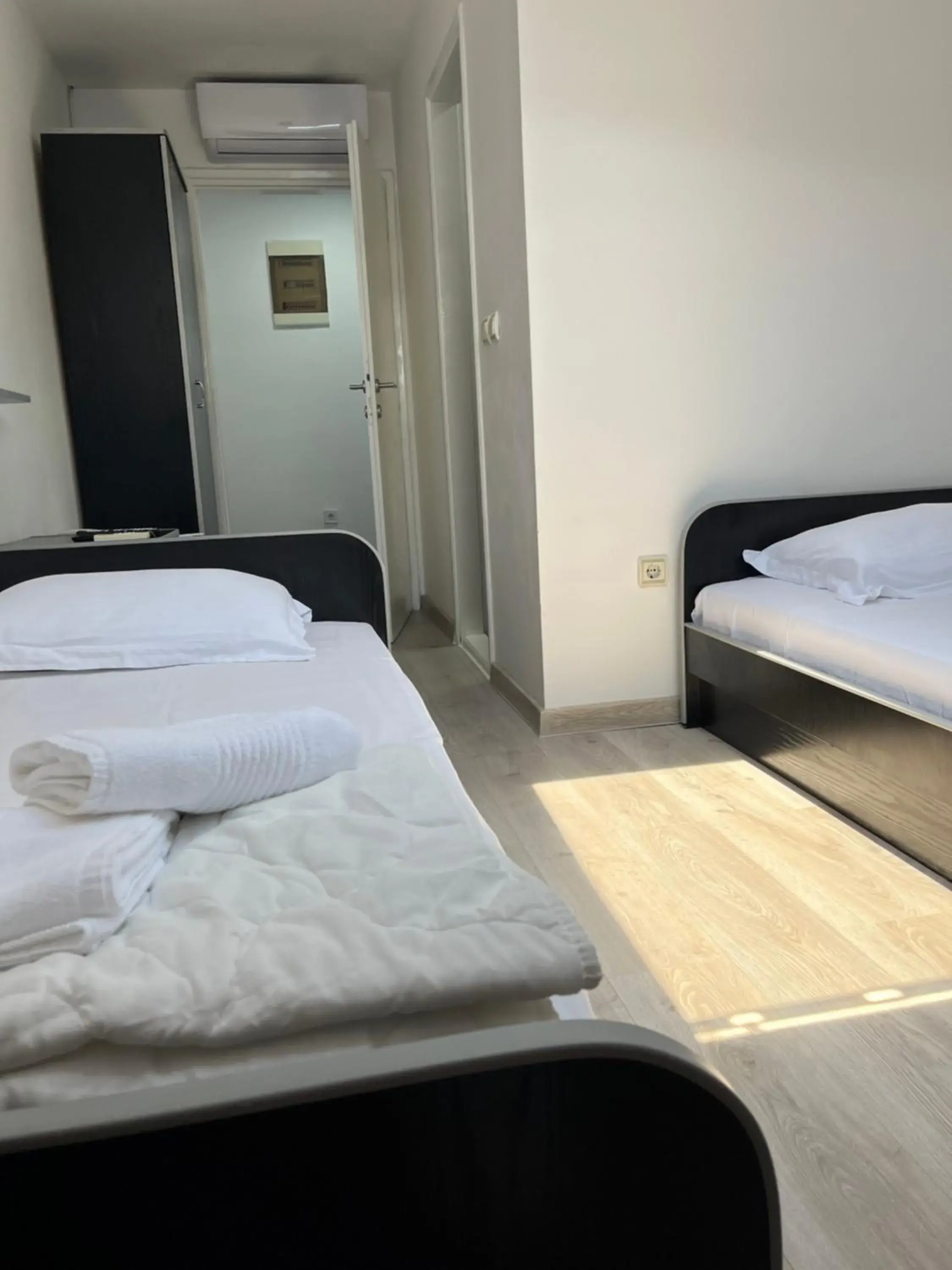 Attic Twin Room in Hotel Azzurro Attic Twin Room in Hotel Azzurro