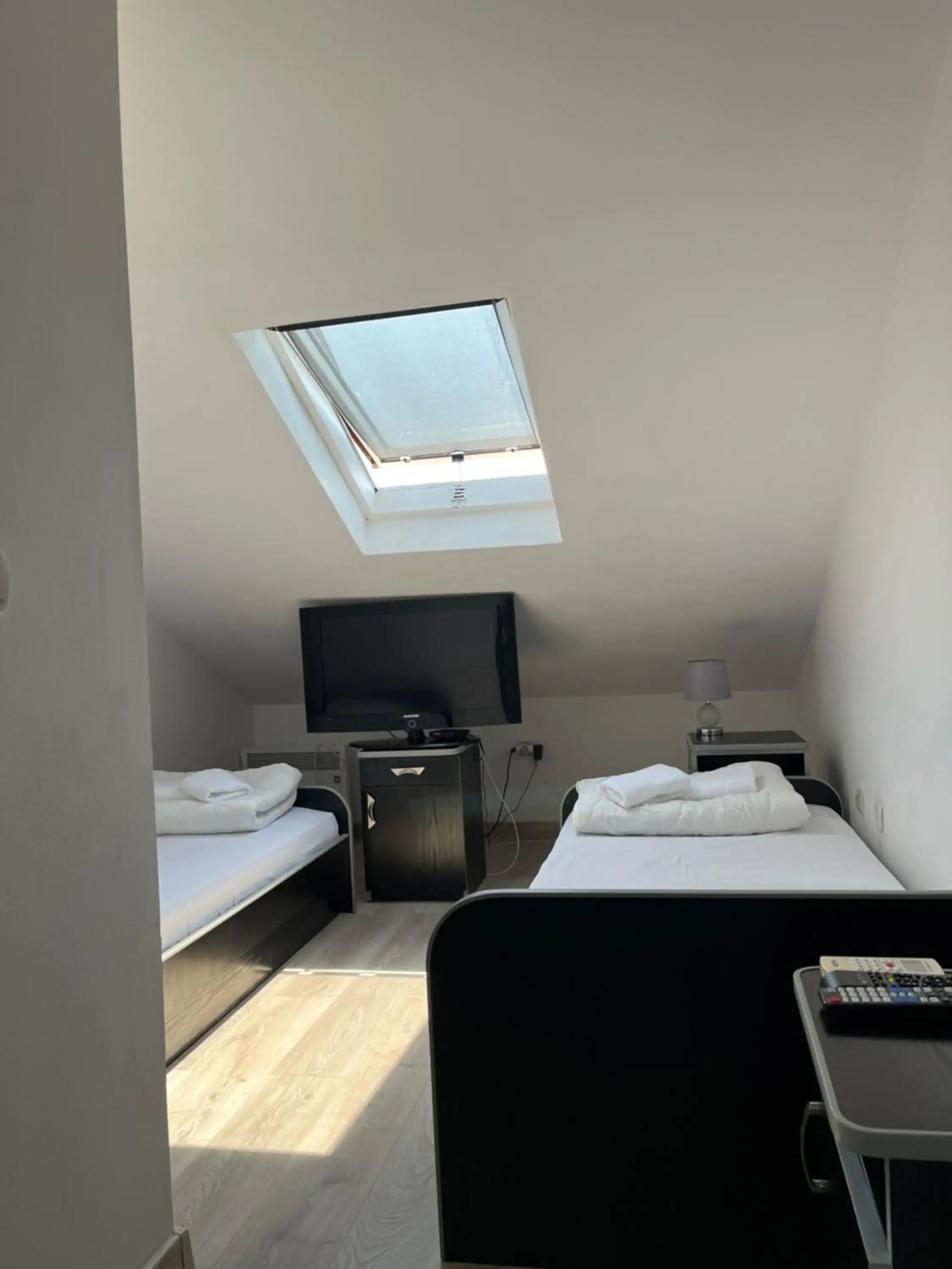 Attic Twin Room in Hotel Azzurro Attic Twin Room in Hotel Azzurro