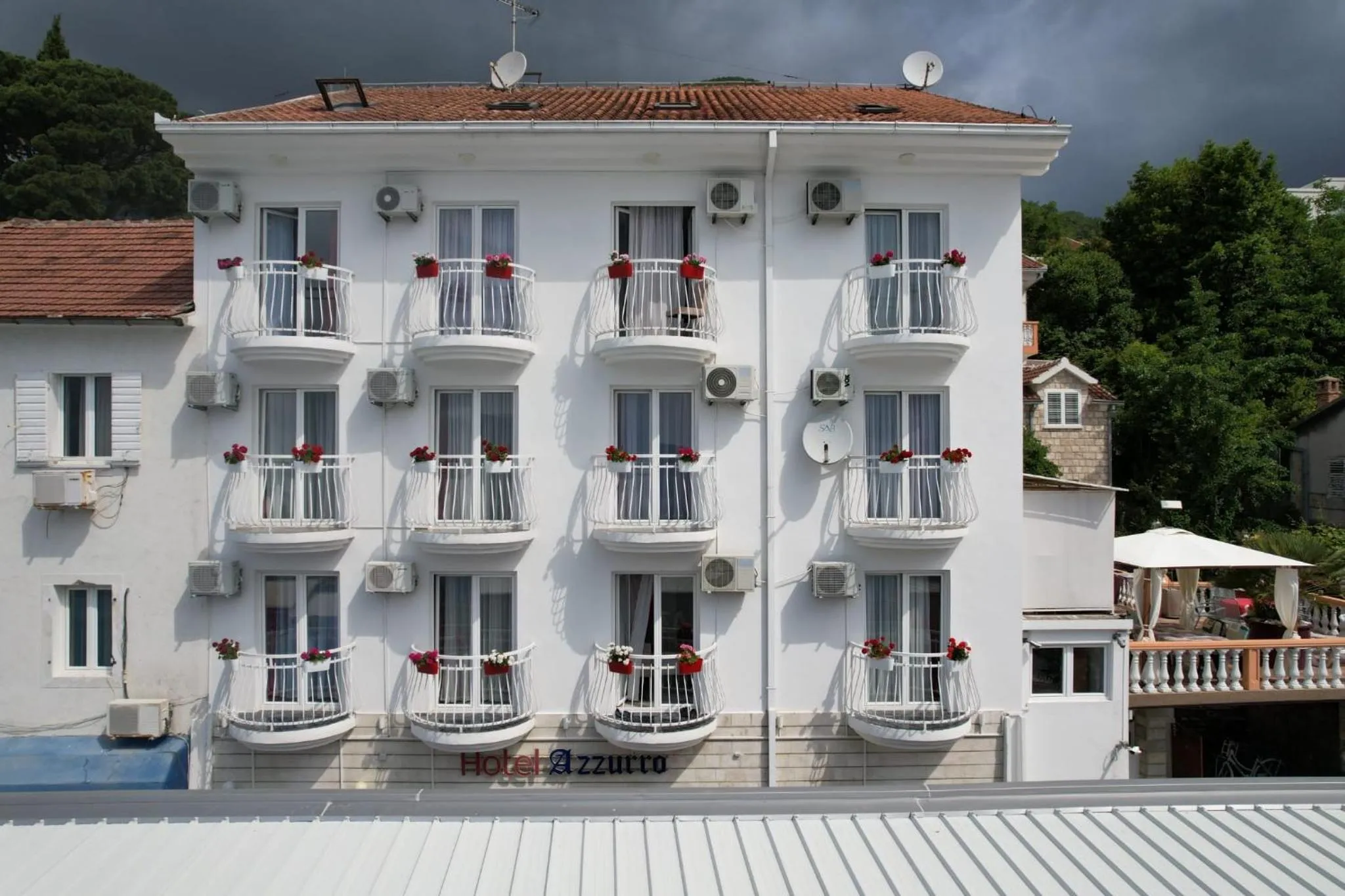 Property building in Hotel Azzurro