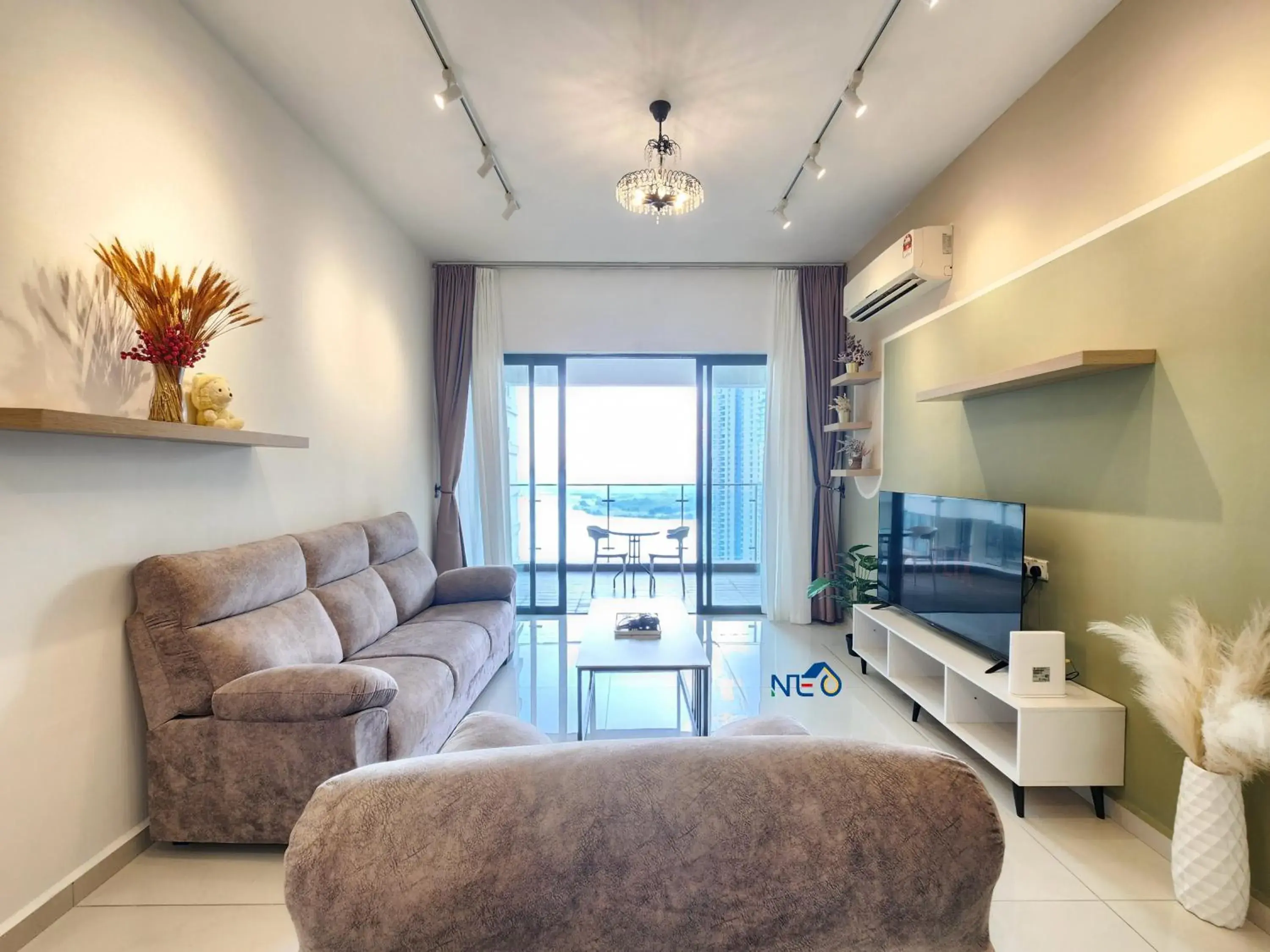 Three-Bedroom Premium Apartment in Country Garden Danga Bay InStyle Sea View Homestay Suite by NEO Three-Bedroom Premium Apartment in Country Garden Danga Bay InStyle Sea View Homestay Suite by NEO