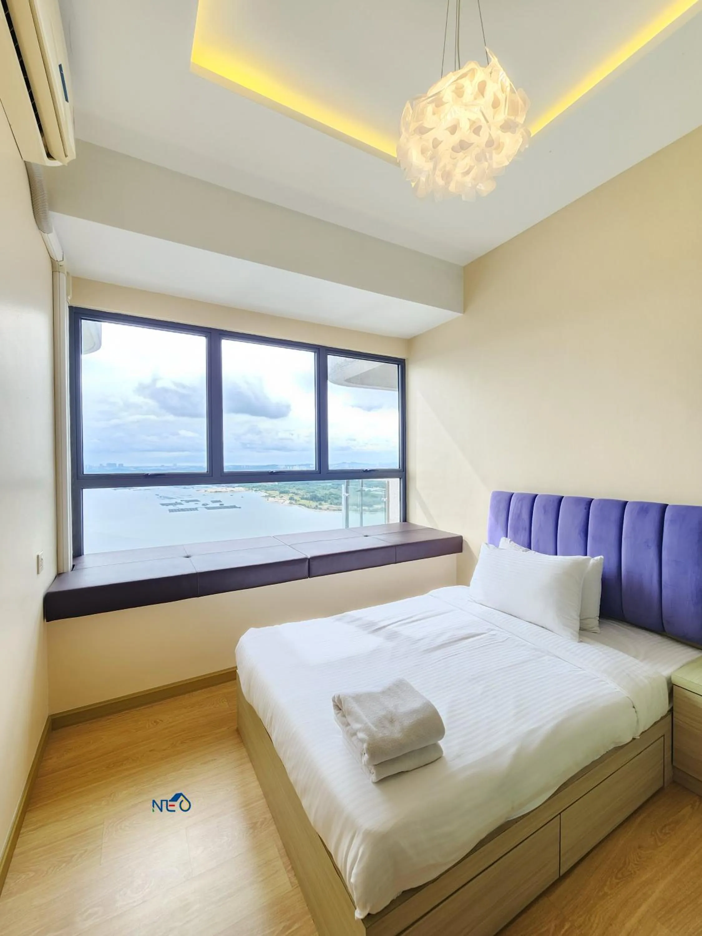 Bed in Country Garden Danga Bay InStyle Sea View Homestay Suite by NEO