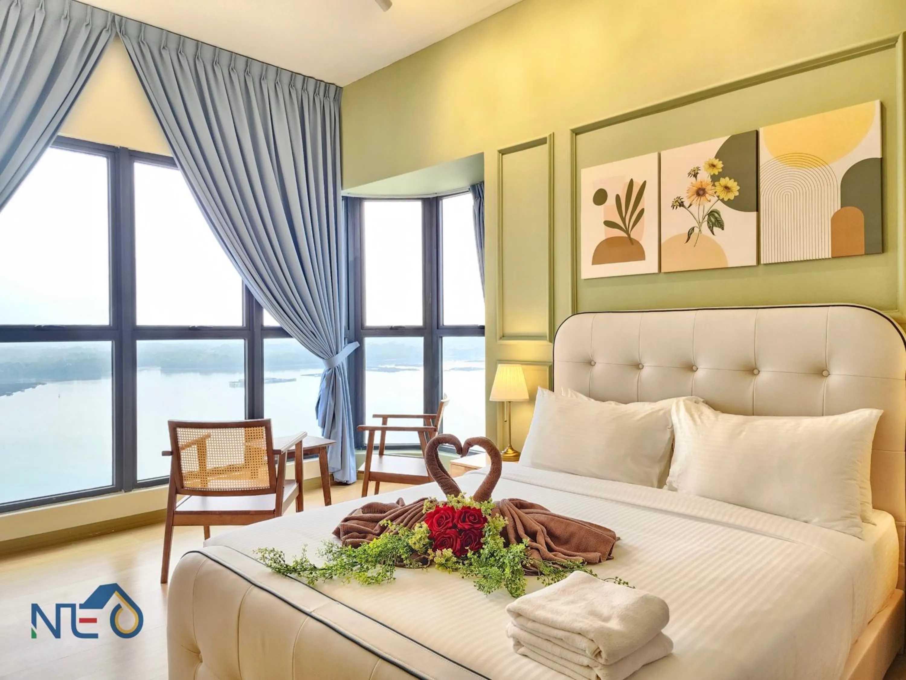 Bed in Country Garden Danga Bay InStyle Sea View Homestay Suite by NEO