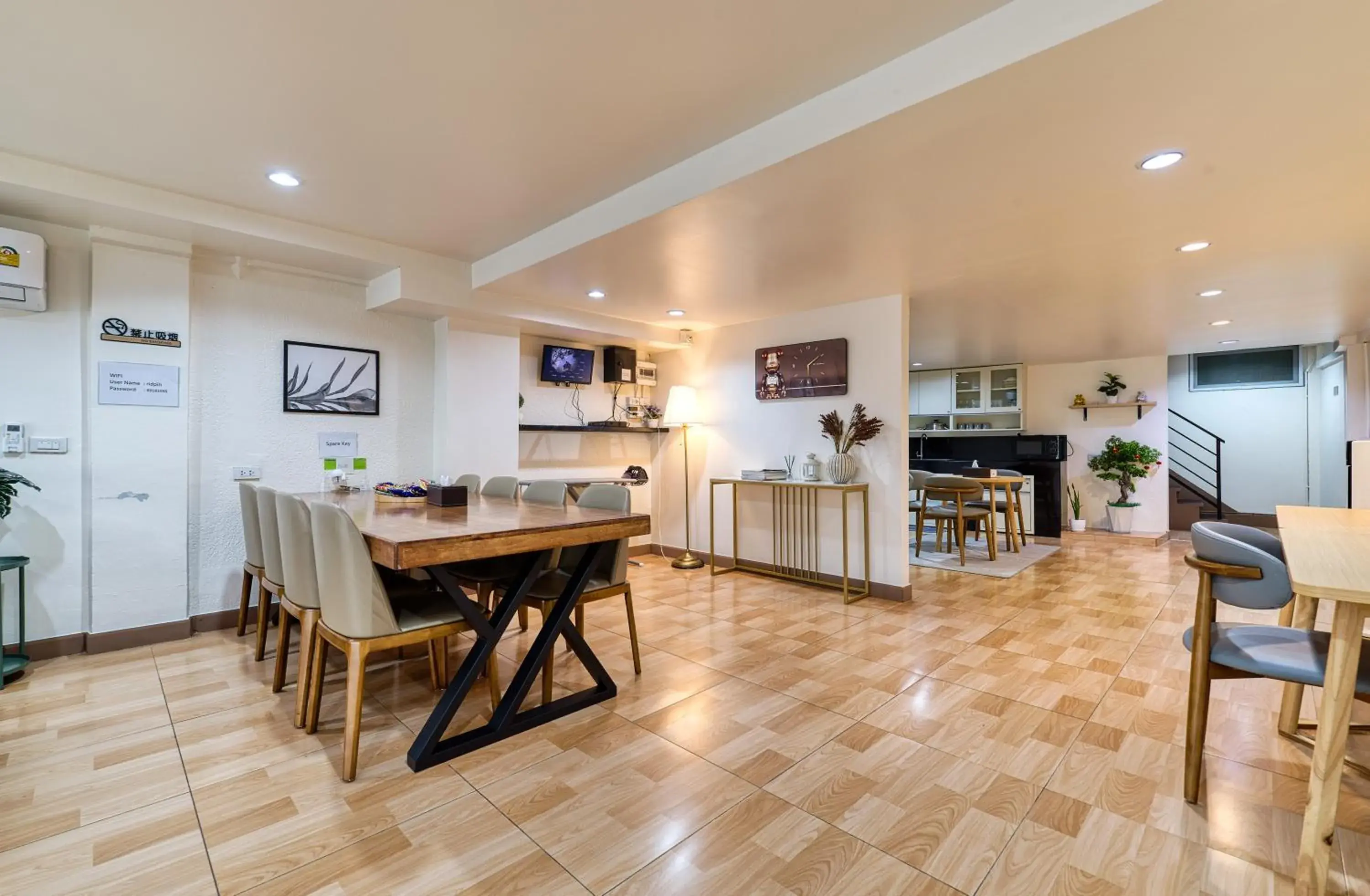 Vacation Home in Bangkok Watergate Townhouse 曼谷中心水門家 Vacation Home in Bangkok Watergate Townhouse 曼谷中心水門家