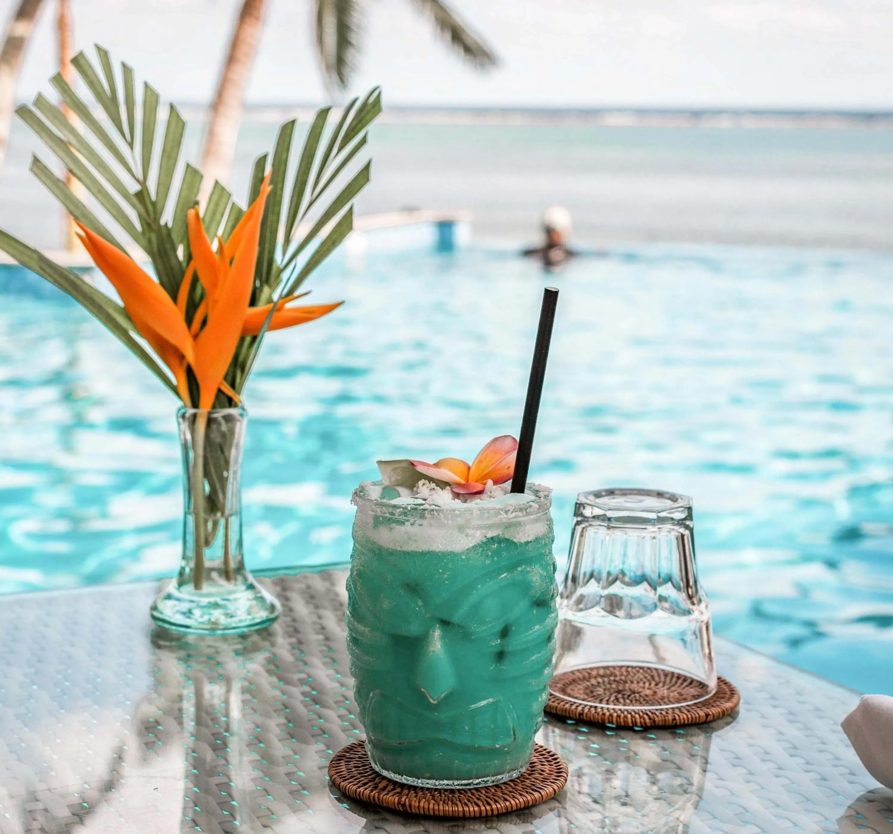 Drinks in Little Polynesian Resort