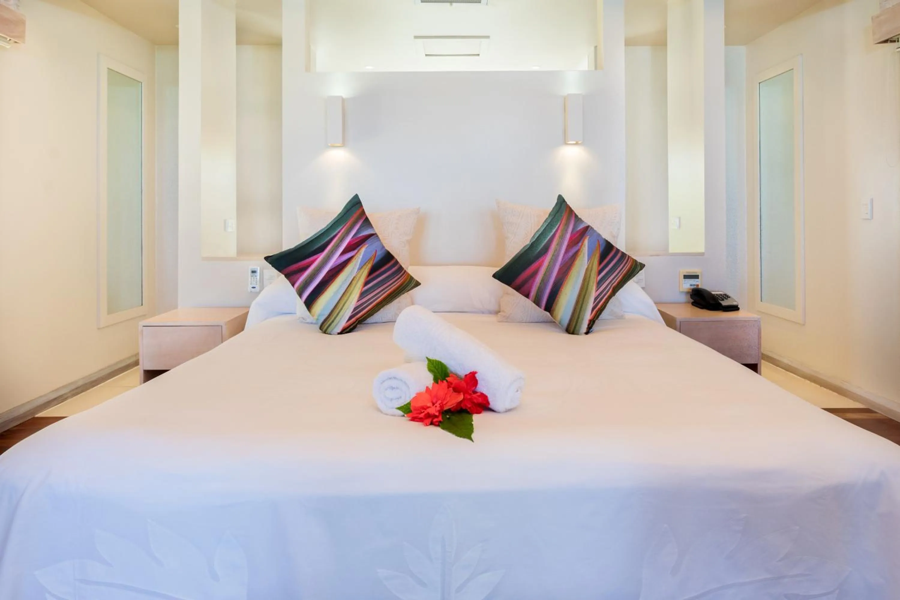 Bed in Little Polynesian Resort