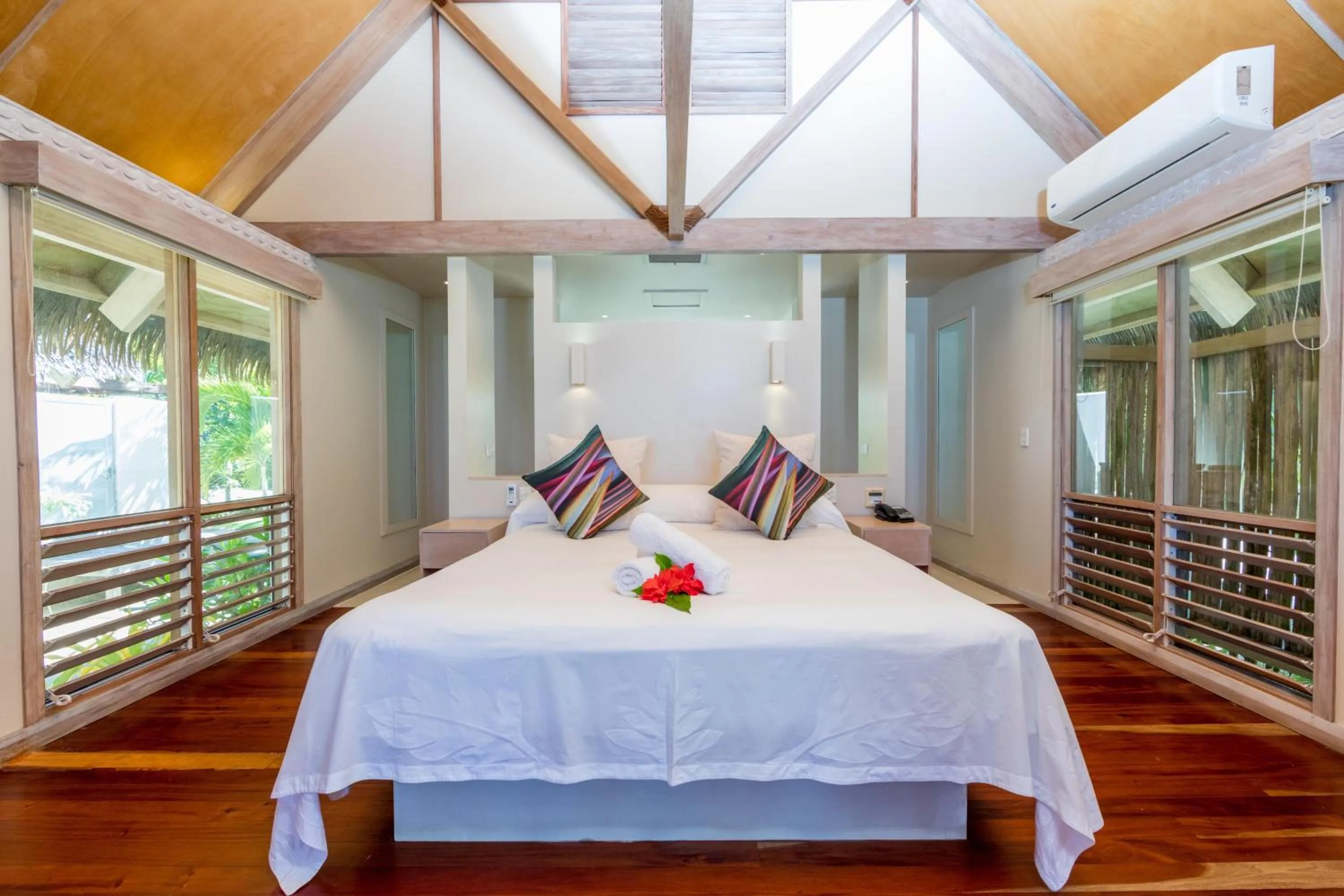 Bed in Little Polynesian Resort