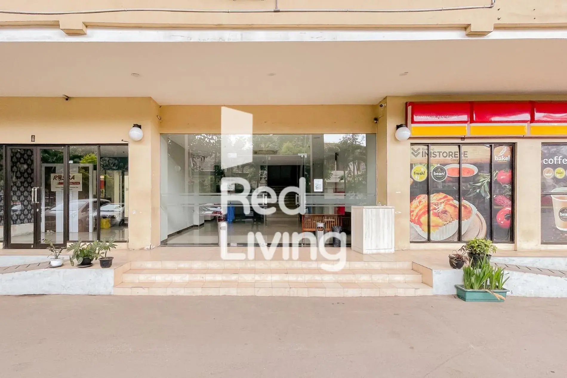 Facade/entrance in RedLiving Apartemen Tamansari Panoramic - Anwar Rental Facade/entrance in RedLiving Apartemen Tamansari Panoramic - Anwar Rental