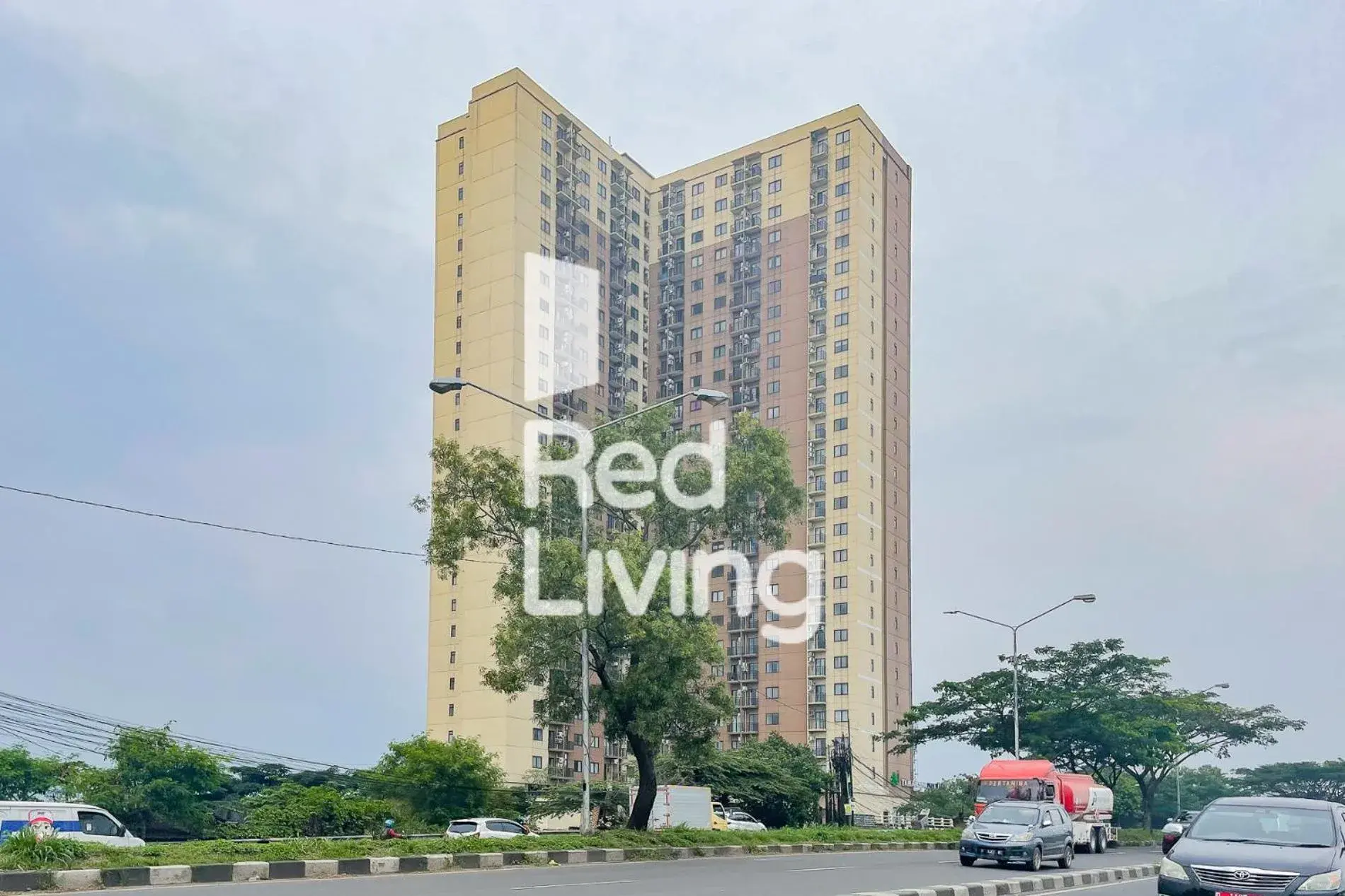Property Building in RedLiving Apartemen Tamansari Panoramic - Anwar Rental