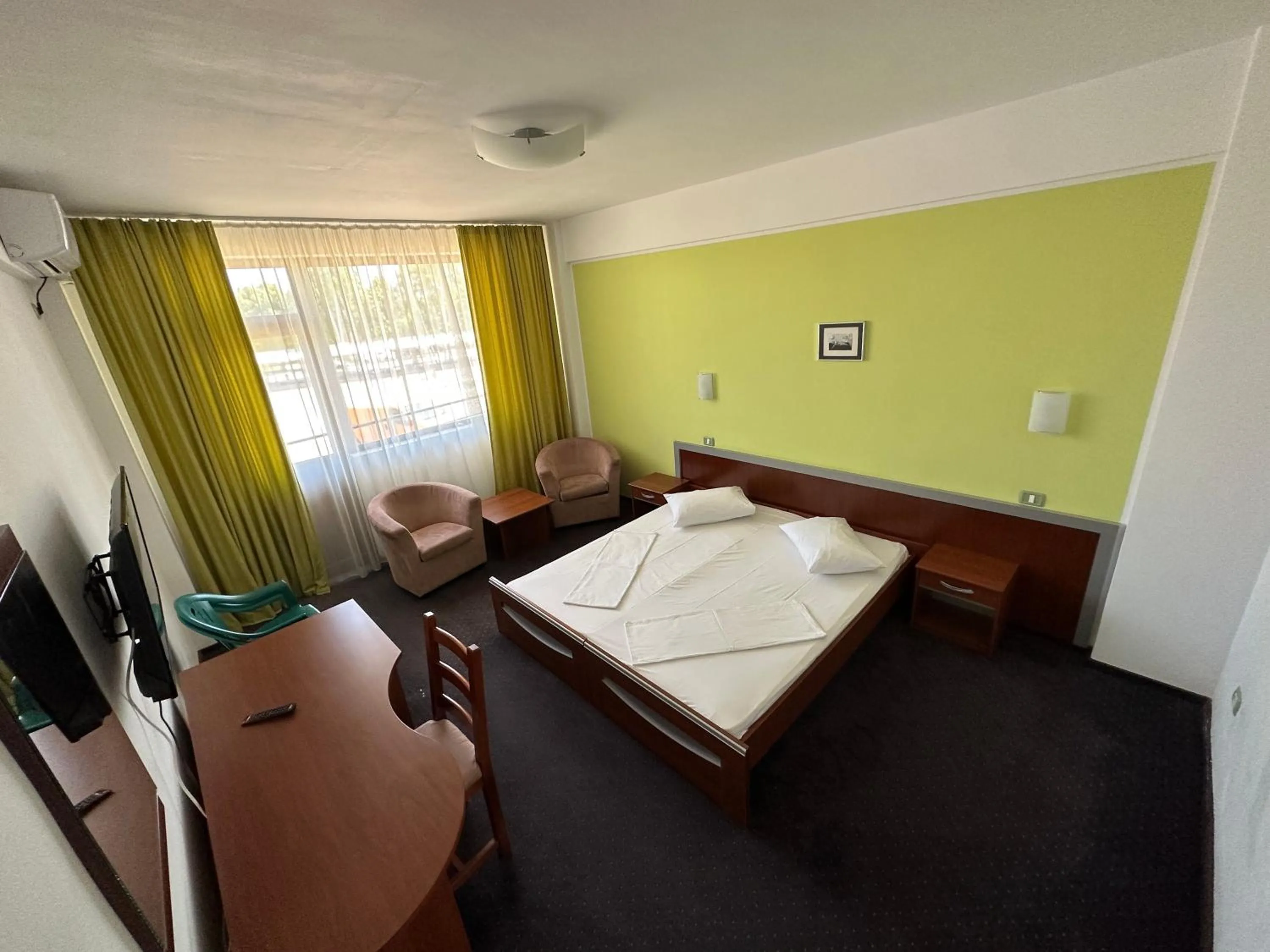 Photo of the whole room, Bed in Hostel Stefania