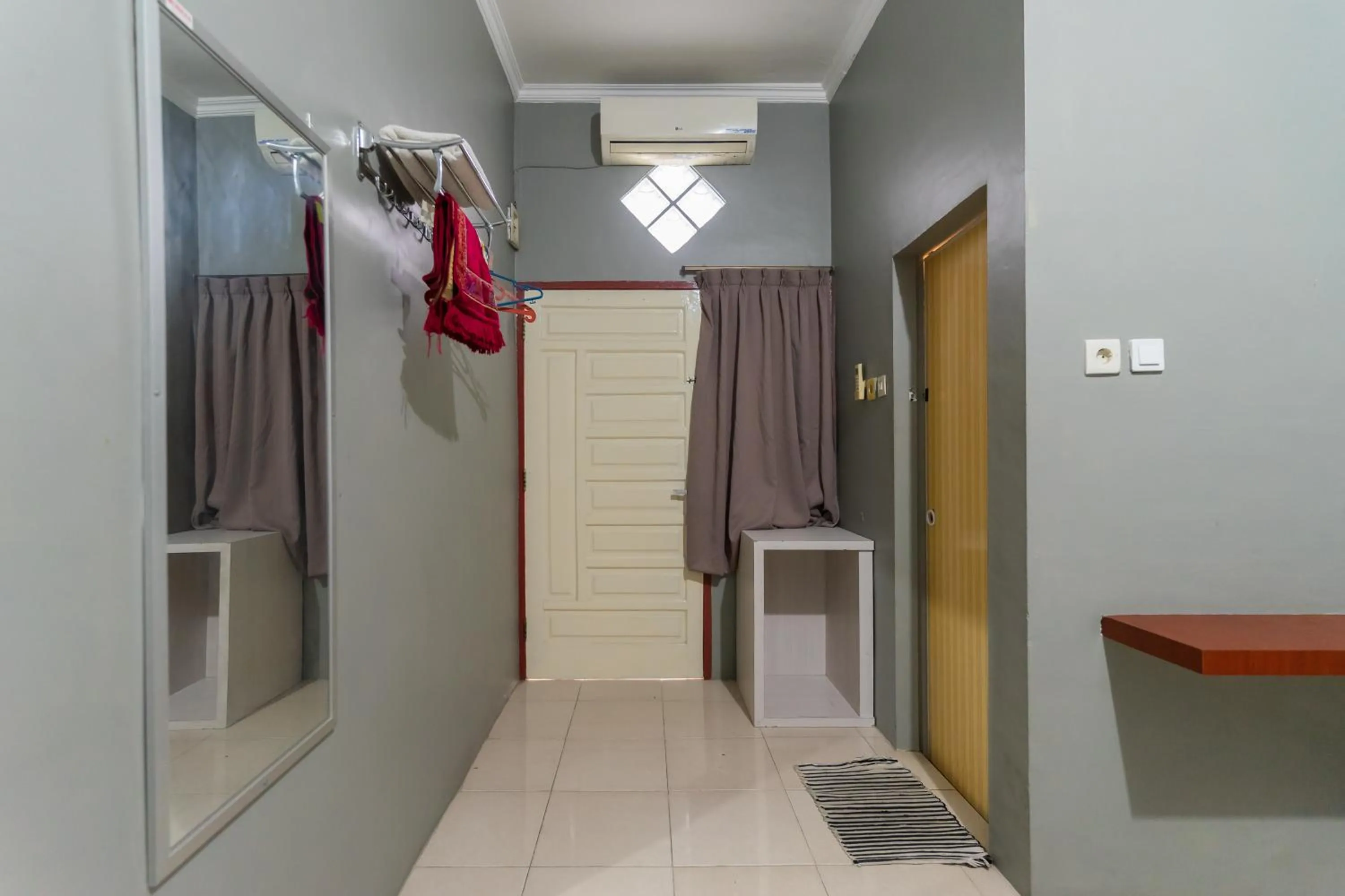 Bedroom in RedDoorz at Jalan Sei Batang Hari Medan