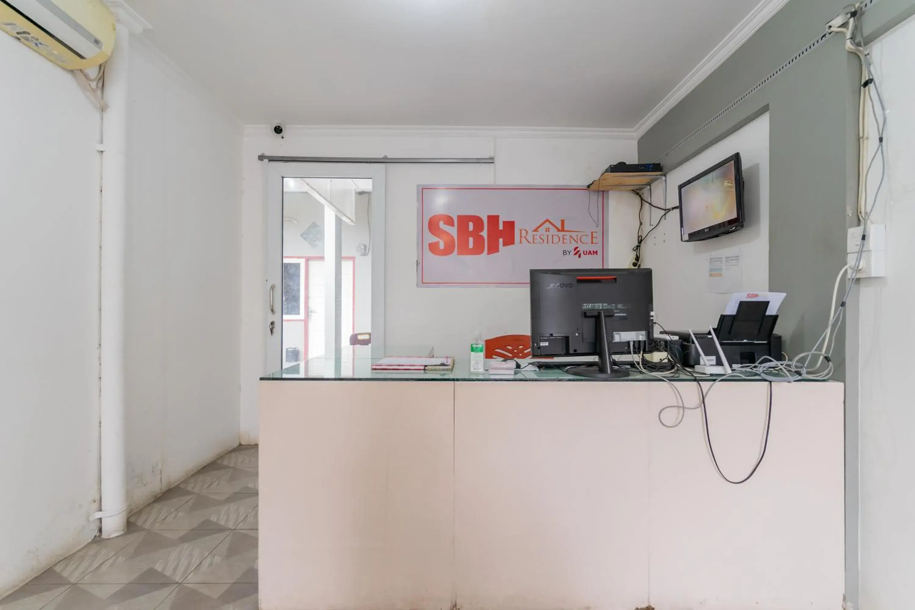 Lobby or reception in RedDoorz at Jalan Sei Batang Hari Medan Lobby or reception in RedDoorz at Jalan Sei Batang Hari Medan