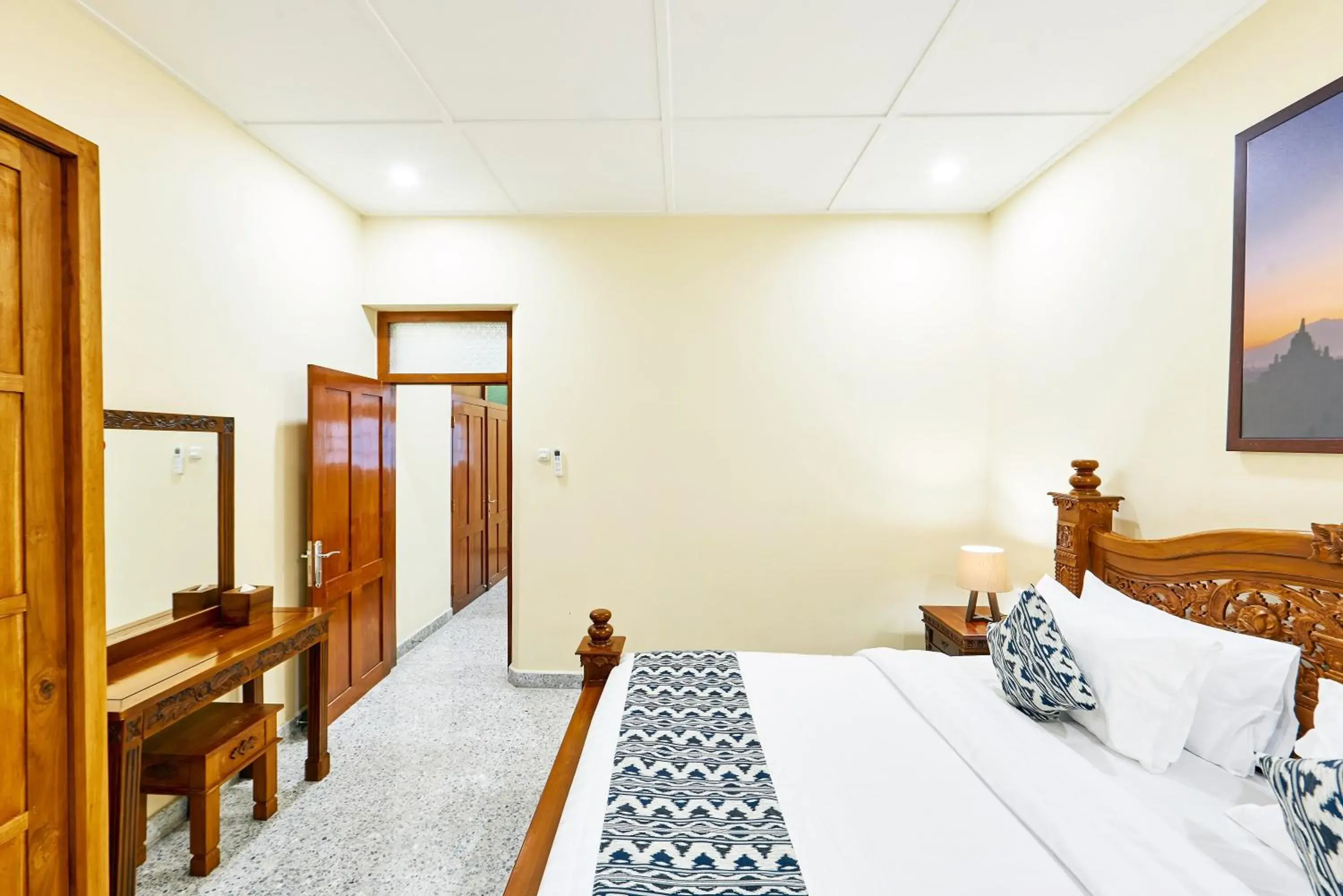 Bed in Tirtodipuran Hotel by Natts Hospitality Indonesia Bed in Tirtodipuran Hotel by Natts Hospitality Indonesia