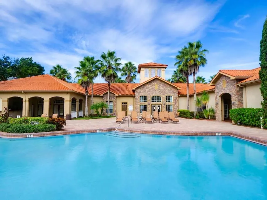 Poolside condo at Tuscana Resort with Hot Tub