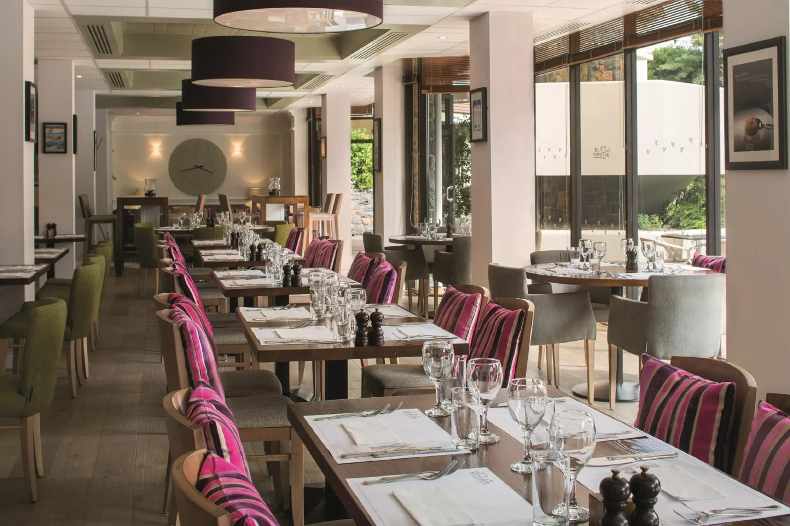 Restaurant/places to eat in St. Pierre Park Hotel & Golf Restaurant/places to eat in St. Pierre Park Hotel & Golf