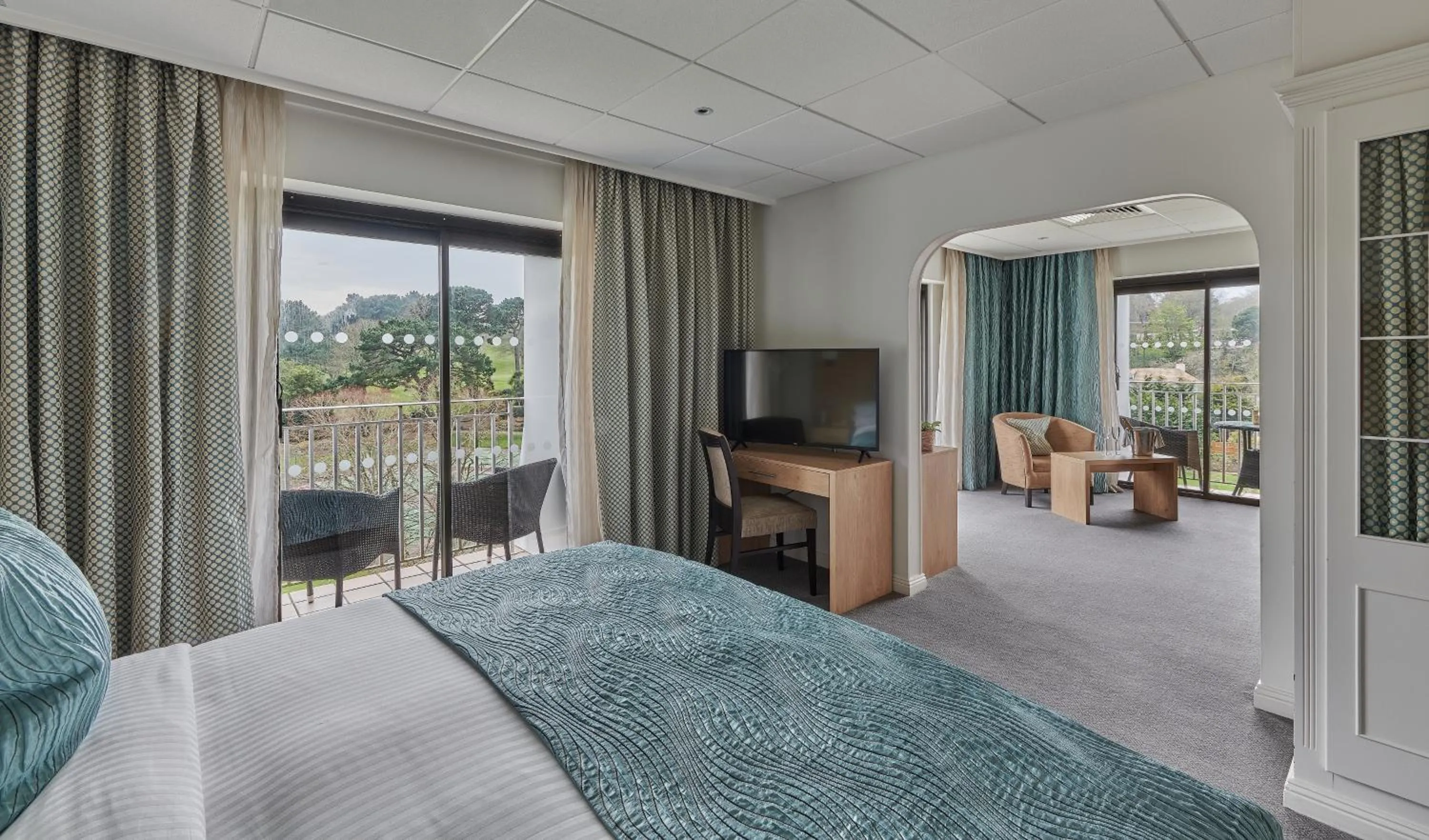 Bedroom, Bed in St. Pierre Park Hotel & Golf