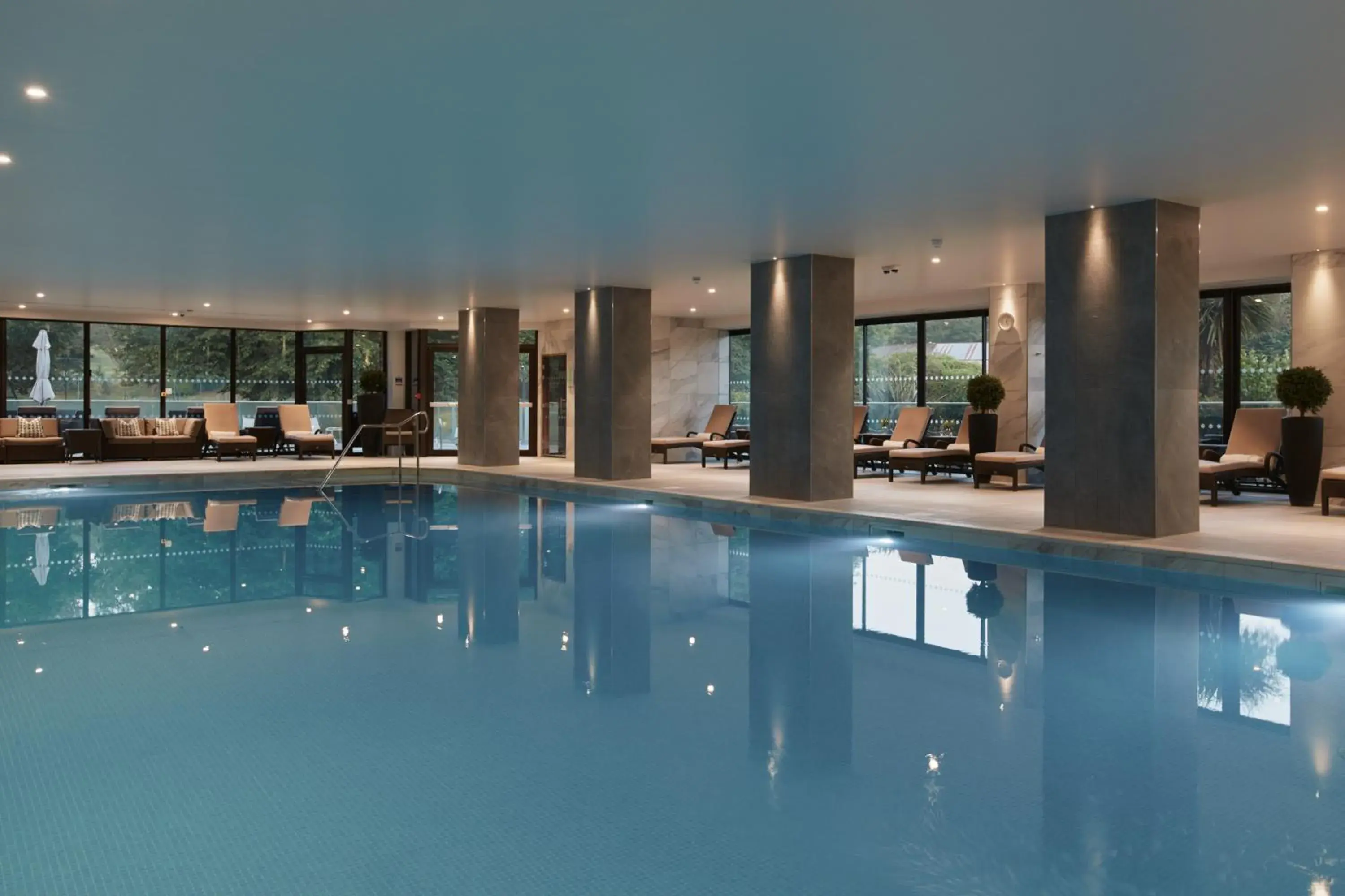 Swimming pool in St. Pierre Park Hotel & Golf Swimming pool in St. Pierre Park Hotel & Golf