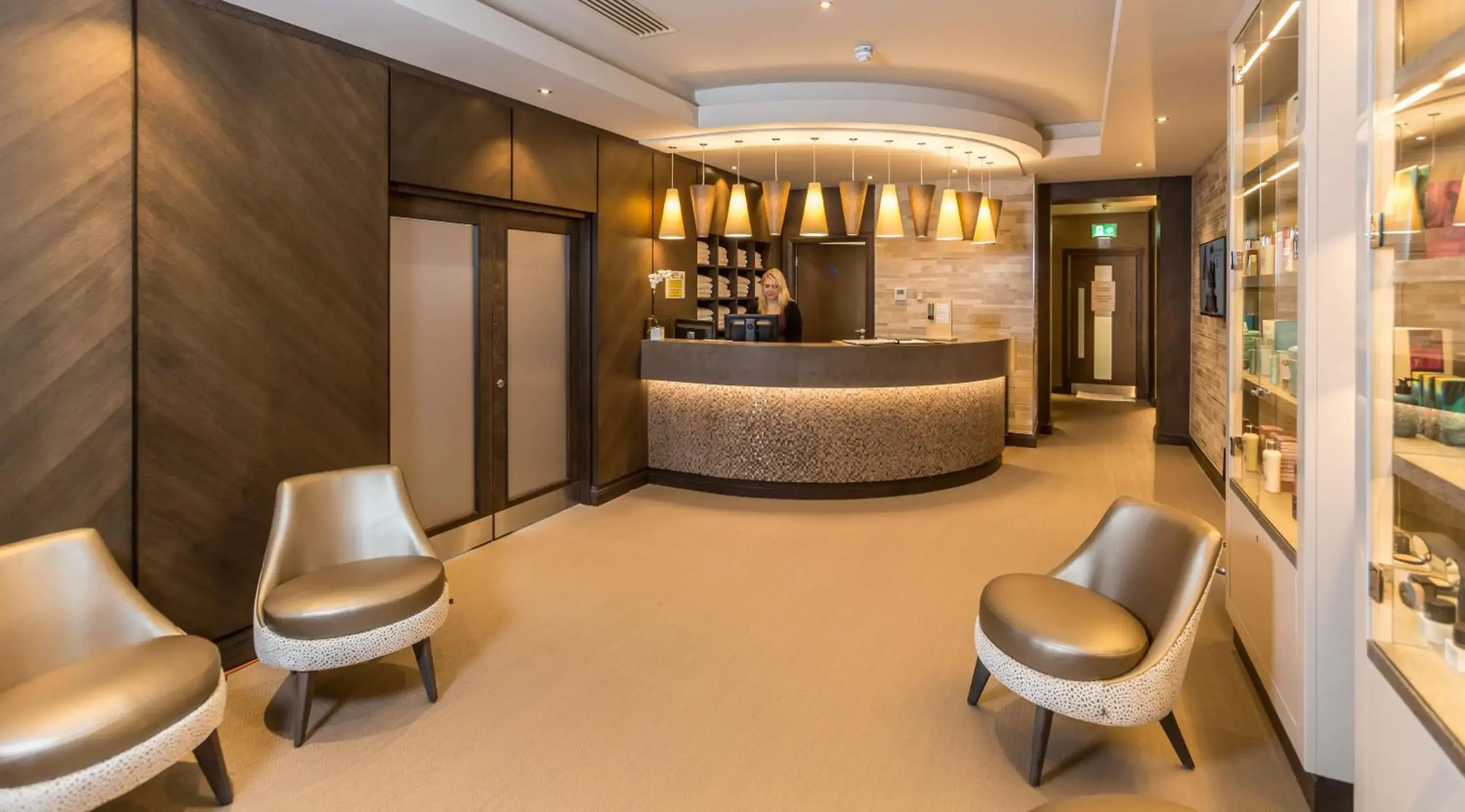 Spa and wellness centre/facilities in St. Pierre Park Hotel & Golf Spa and wellness centre/facilities in St. Pierre Park Hotel & Golf