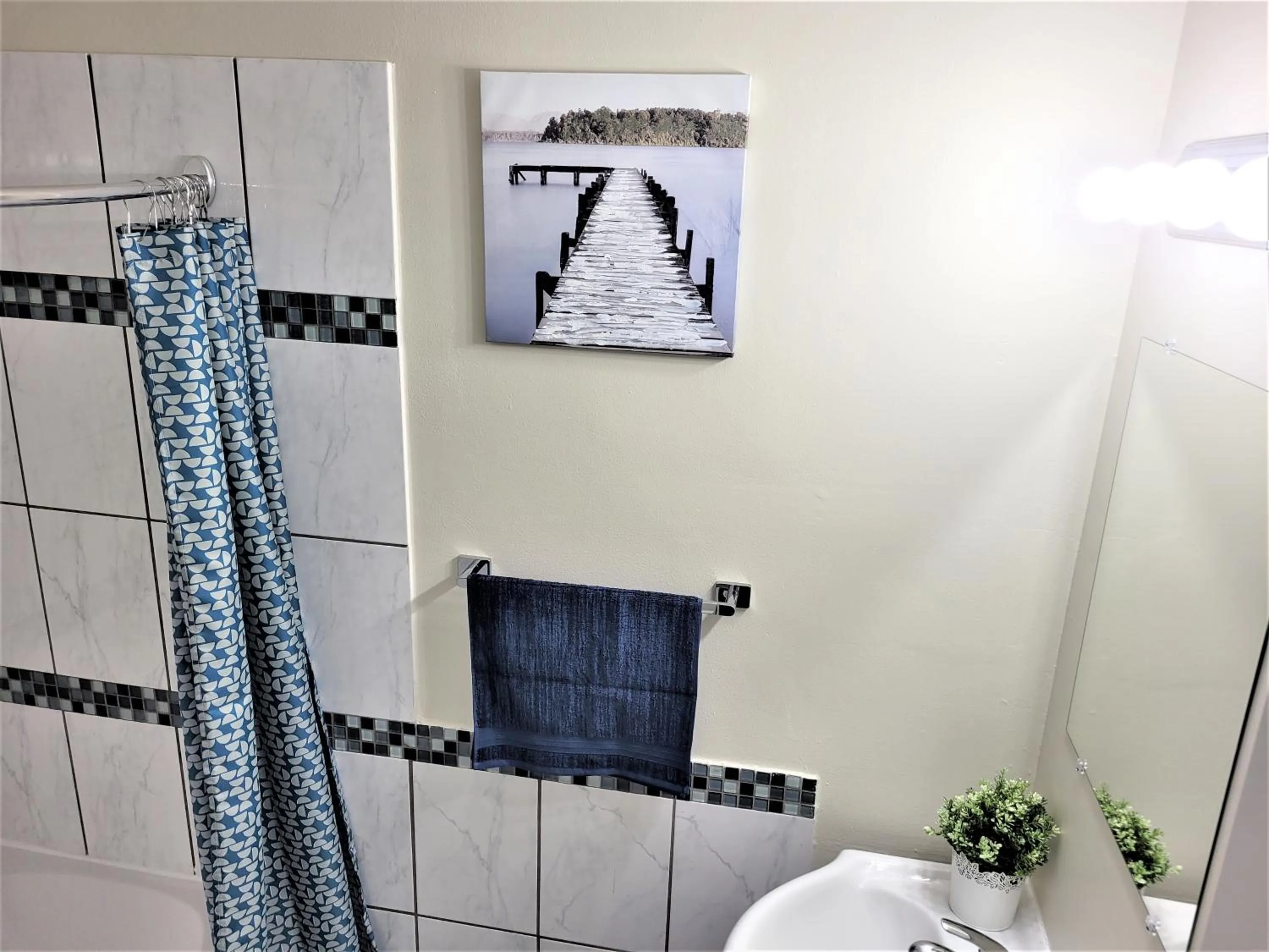 Shower in Cozy 4 bedroom townhouse - peaceful feel of home