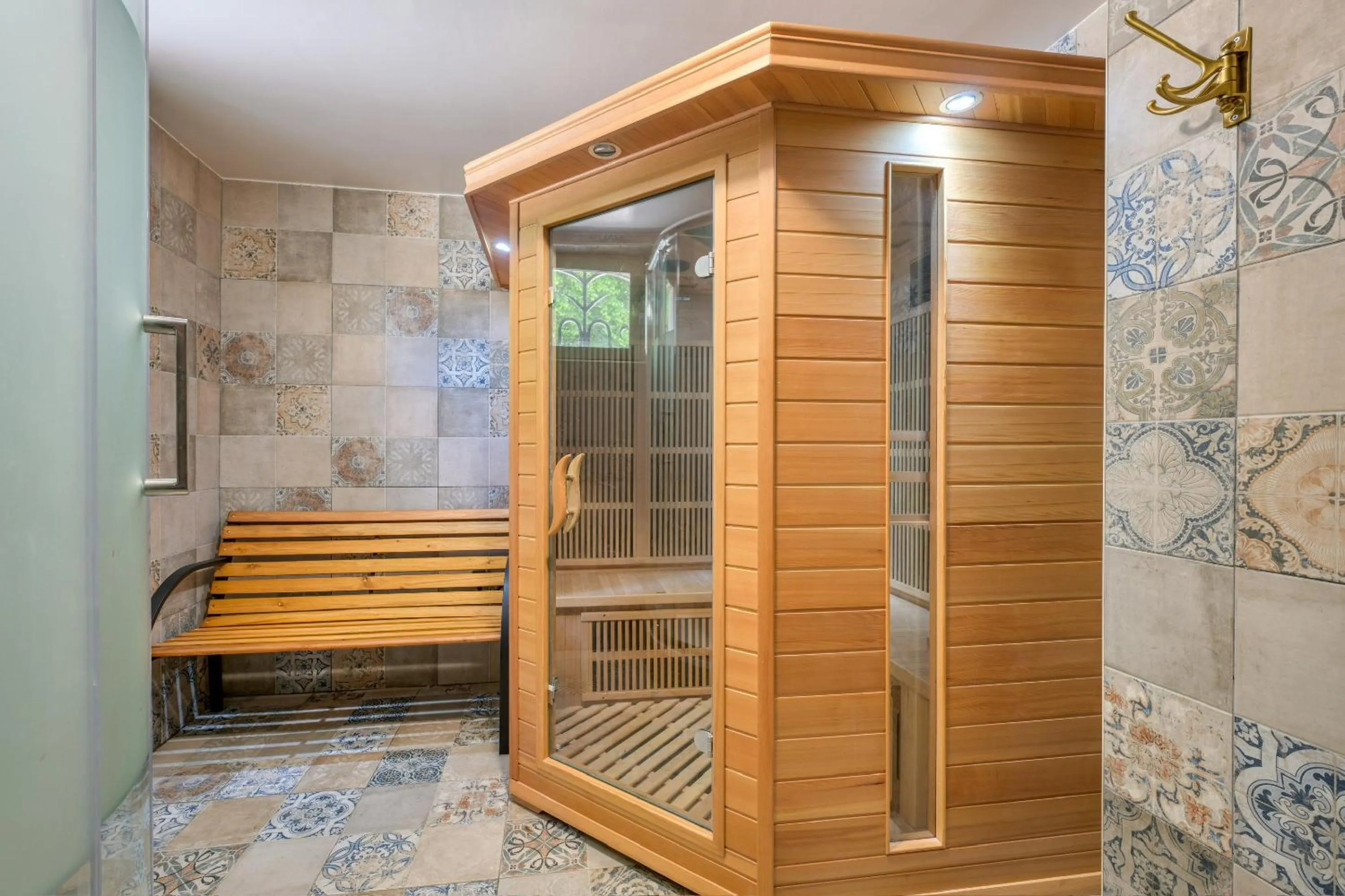 Sauna in Le Petit Château de Barbizon au Bois du Mée