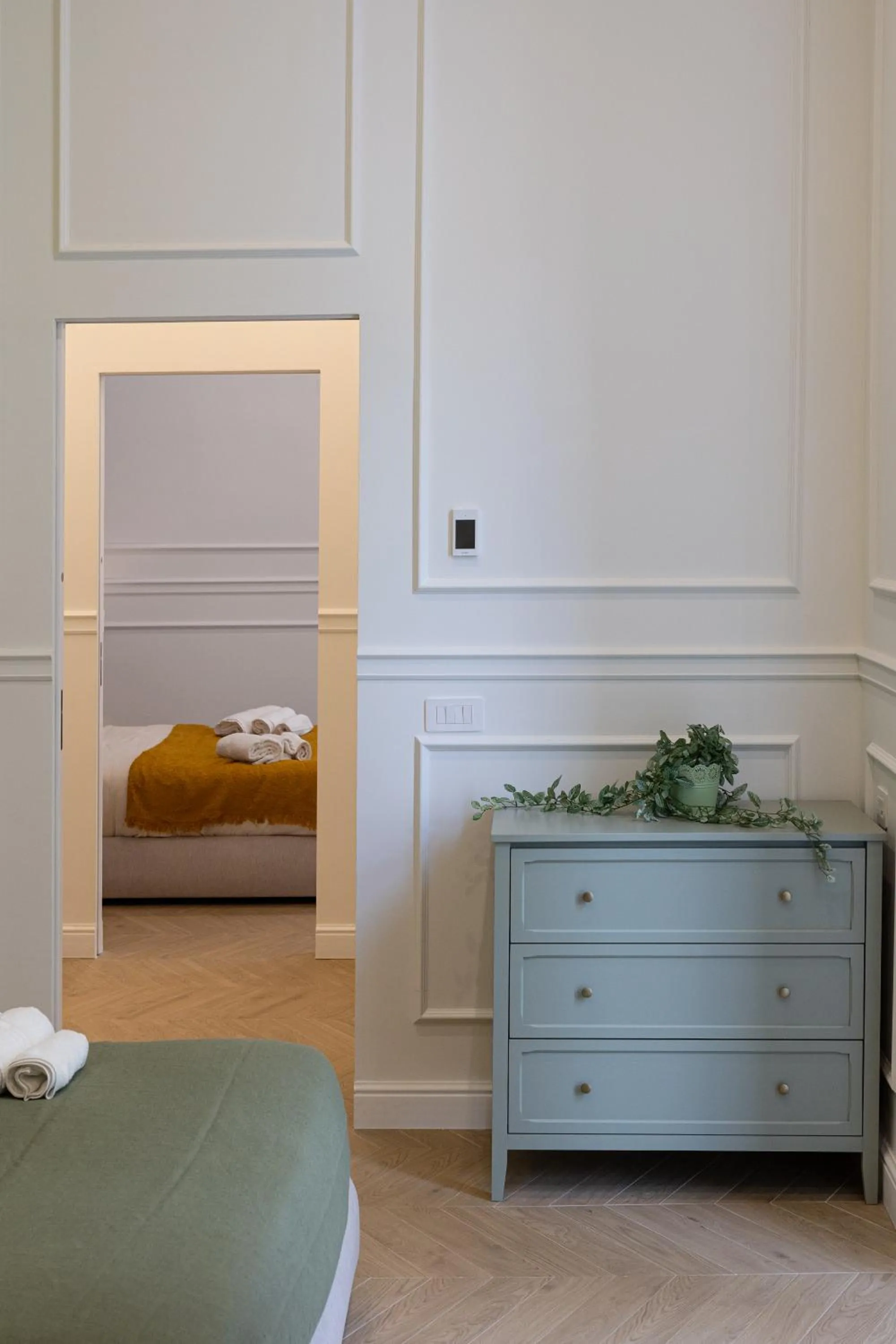 Photo of the whole room, Bed in extra luxury apartment salerno center