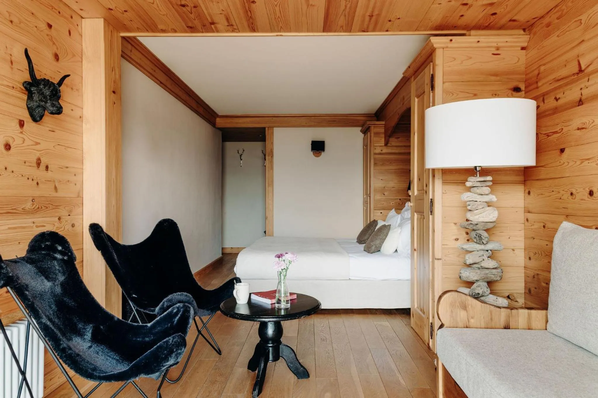 Photo of the whole room in Le Chalet Hôtel Cordon Adults Only