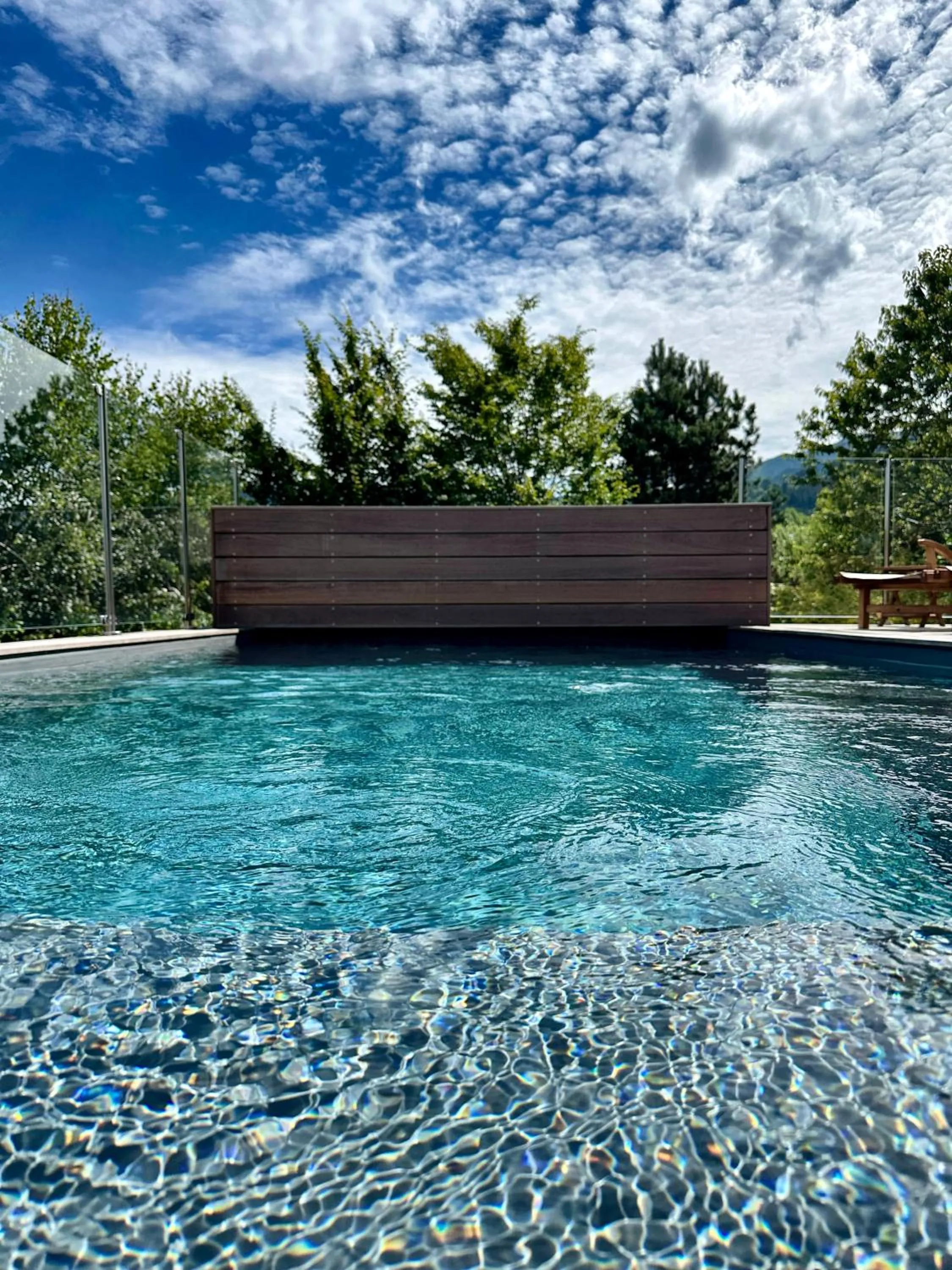 Swimming pool in Le Chalet Hôtel Cordon Adults Only