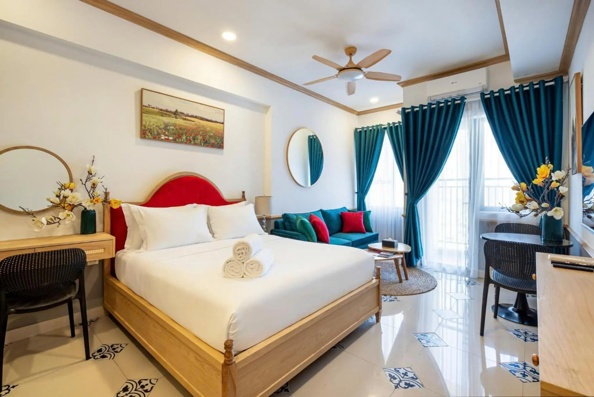 Bed in Otis Soho Saigon Balcony Apartment