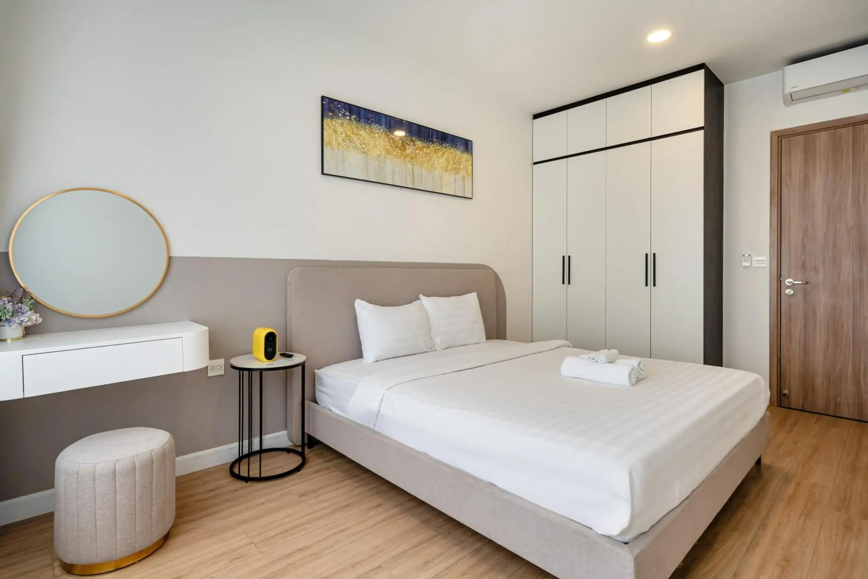 Bed in Otis Soho Saigon Balcony Apartment Bed in Otis Soho Saigon Balcony Apartment