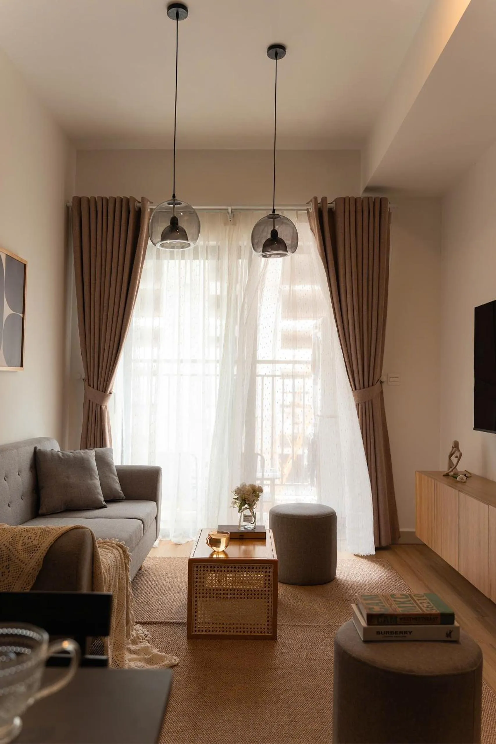 TV and multimedia in Otis Soho Saigon Balcony Apartment