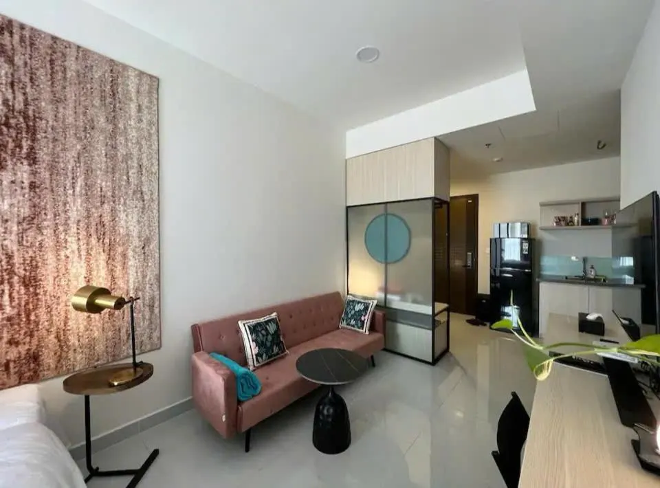 Otis Soho Saigon Balcony Apartment