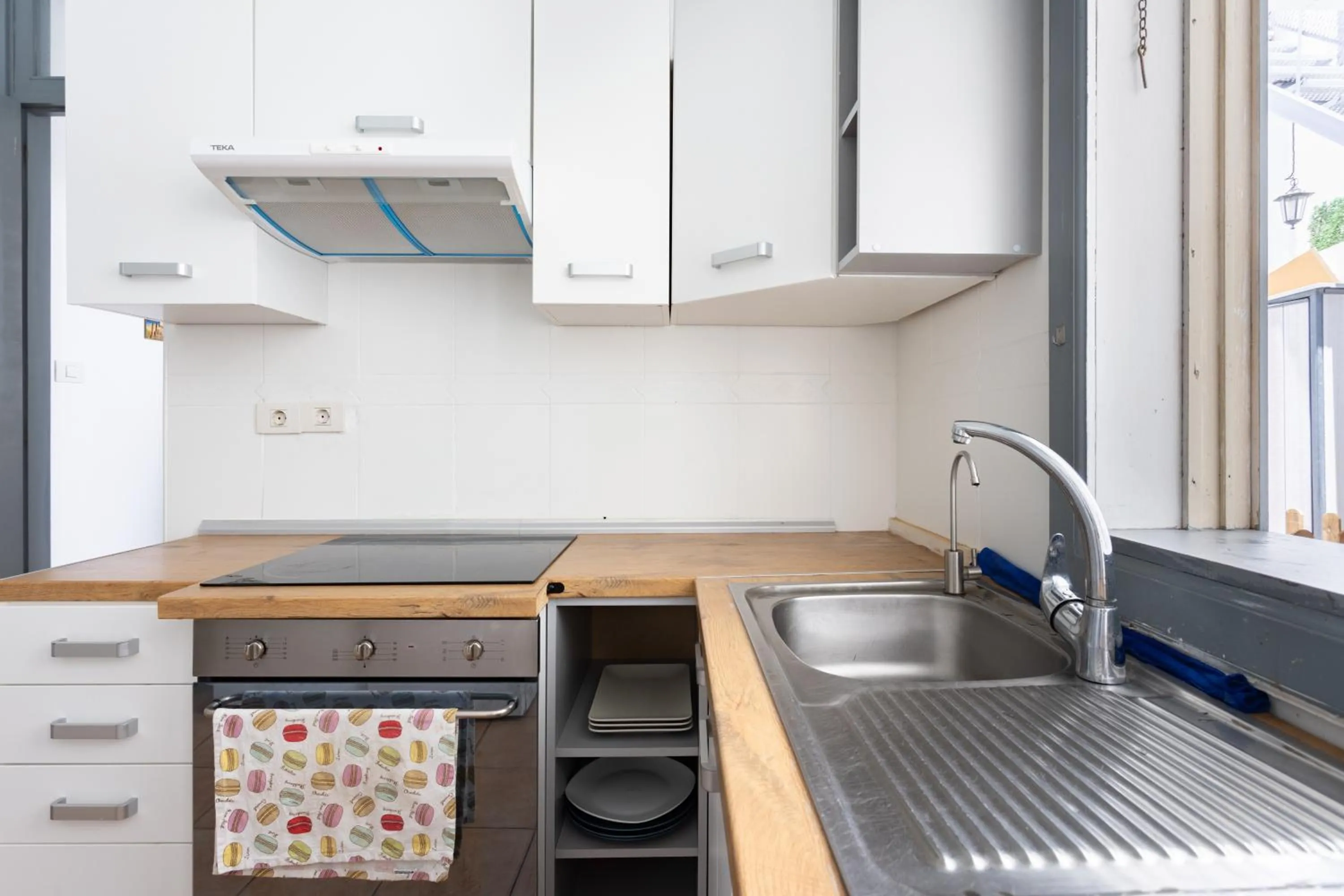 Kitchen or kitchenette in Wanderlust Hostel