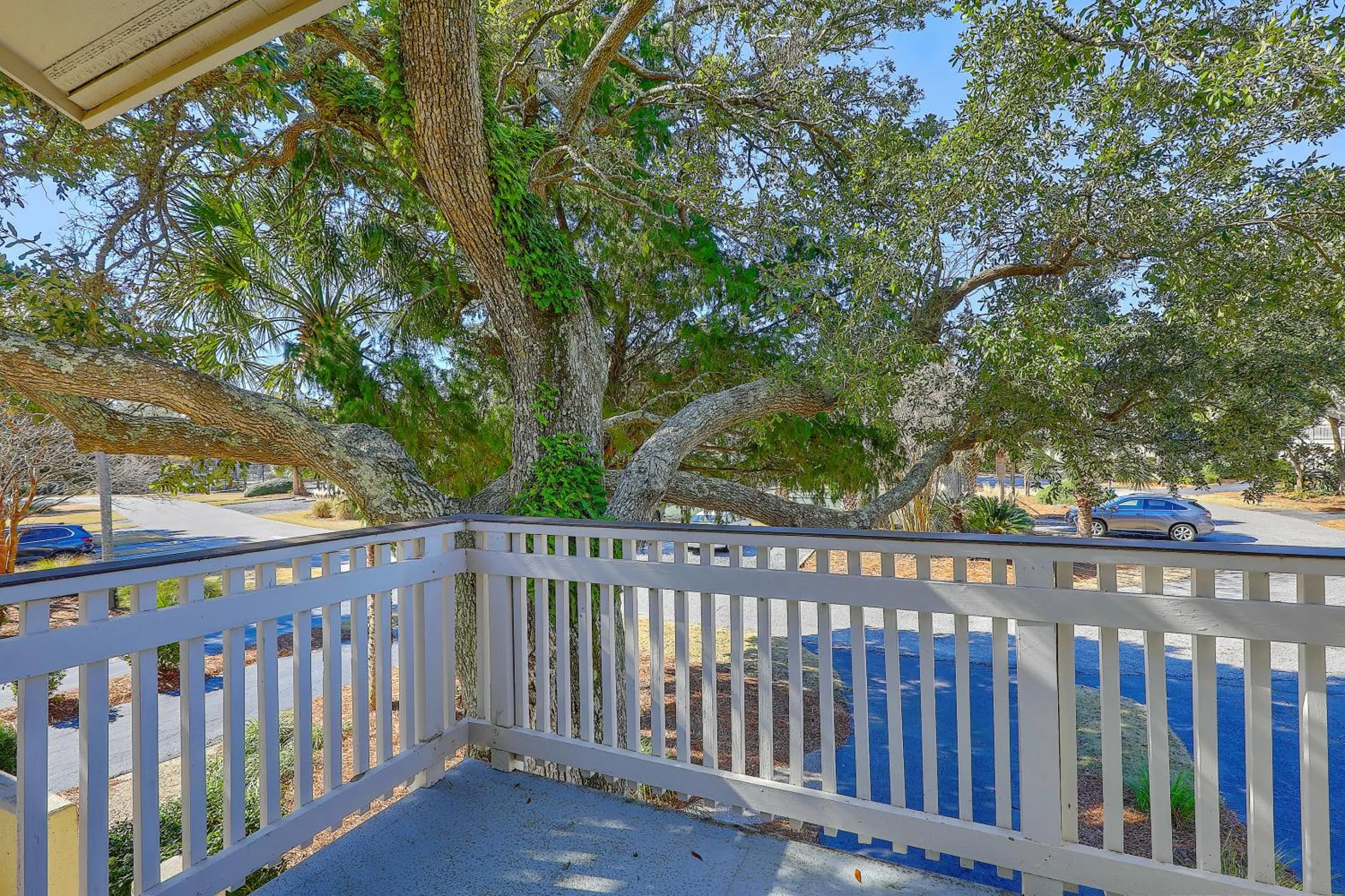 Balcony/Terrace in Fairway Dunes 27 - Screened Porch Golf Course View!
