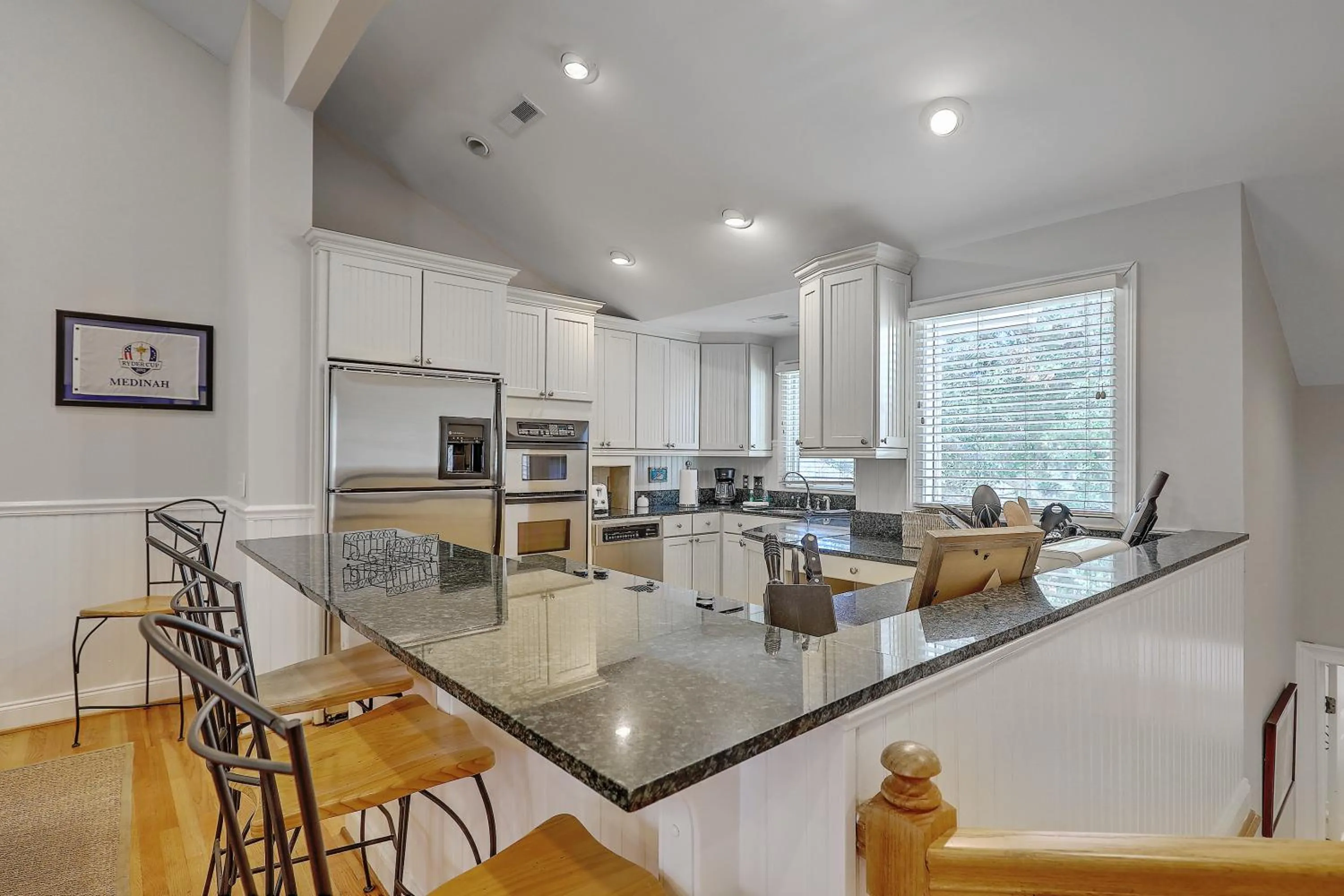 Kitchen or kitchenette in Fairway Dunes 27 - Screened Porch Golf Course View!