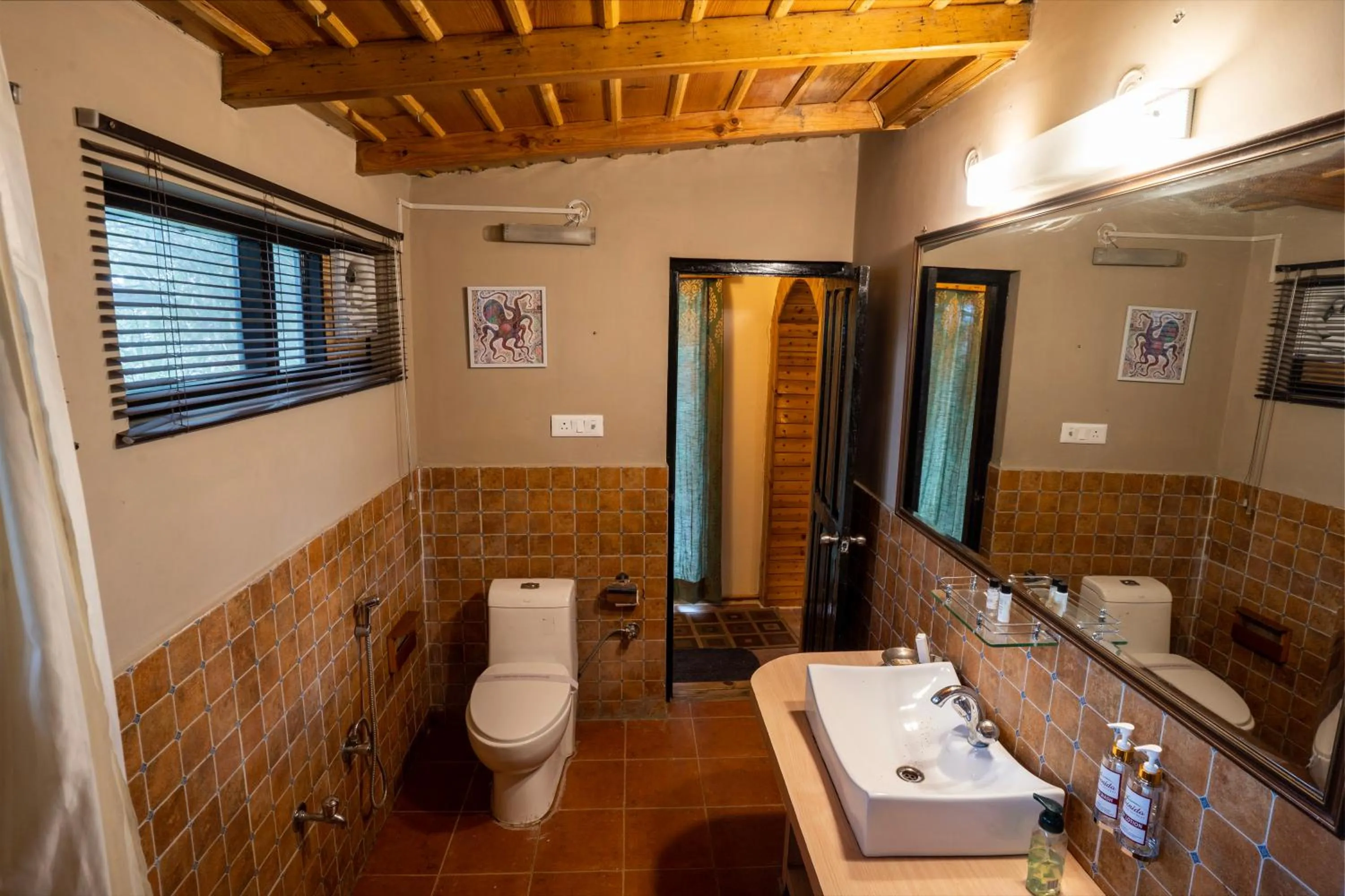 Bathroom in Avenida Snowcap Retreat