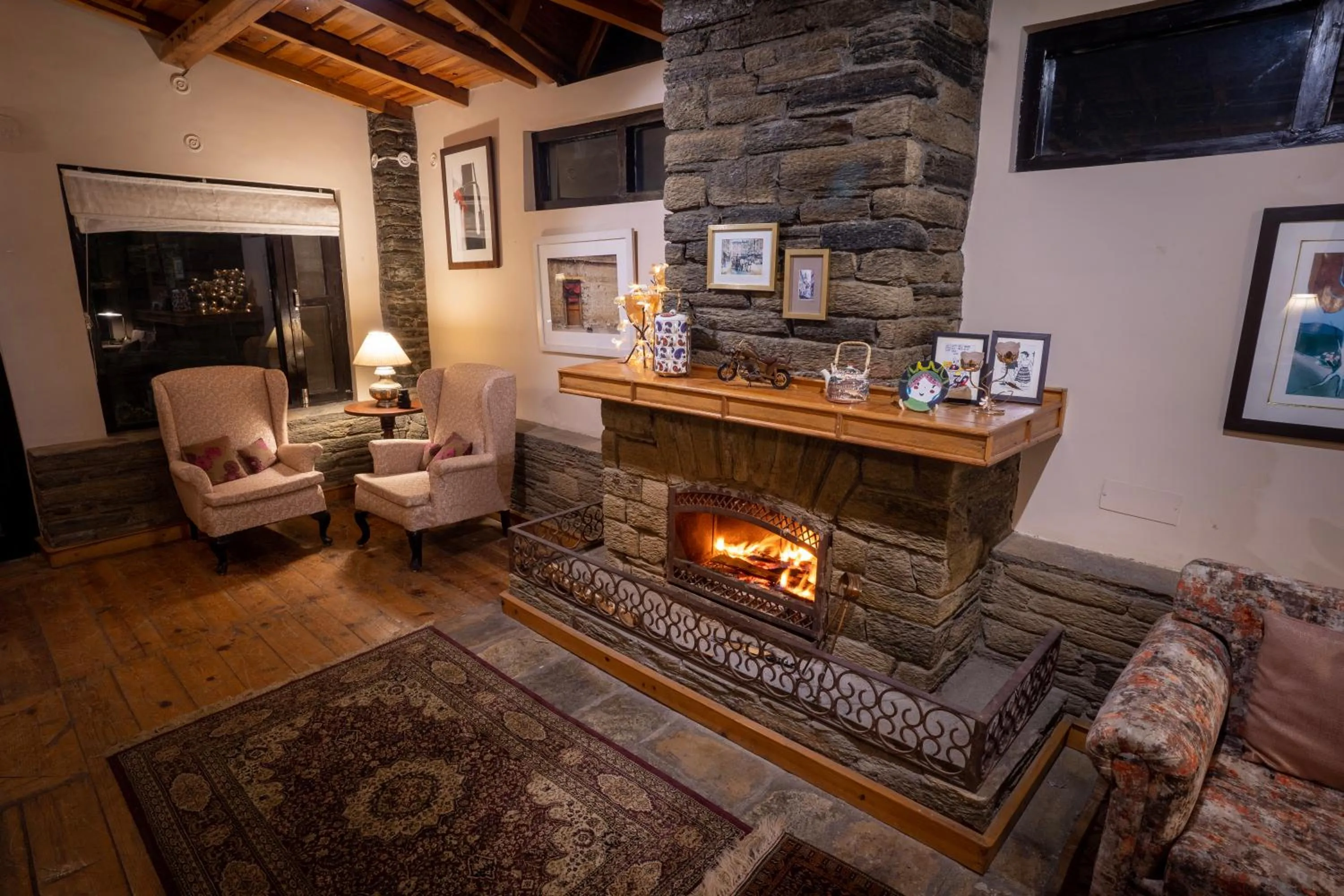 Lounge or bar in Avenida Snowcap Retreat